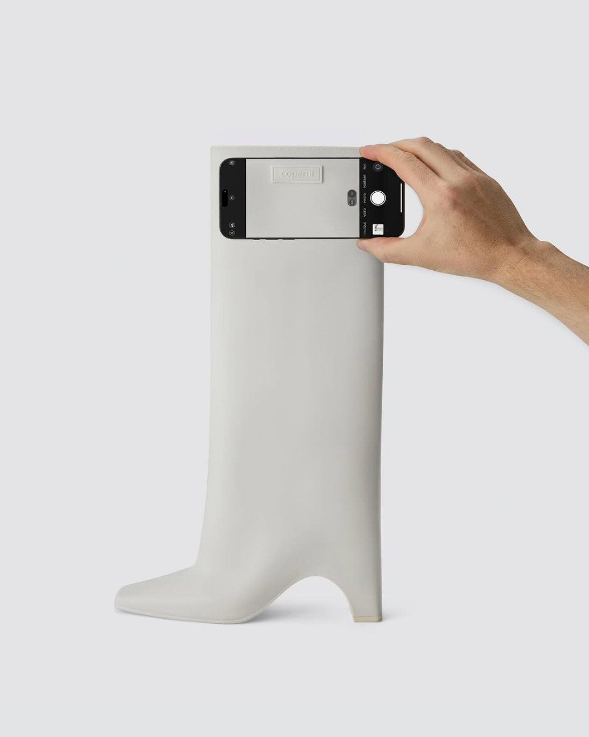 Coperni: як бренд продемонстрував, що мода майбутнього - тут.
1