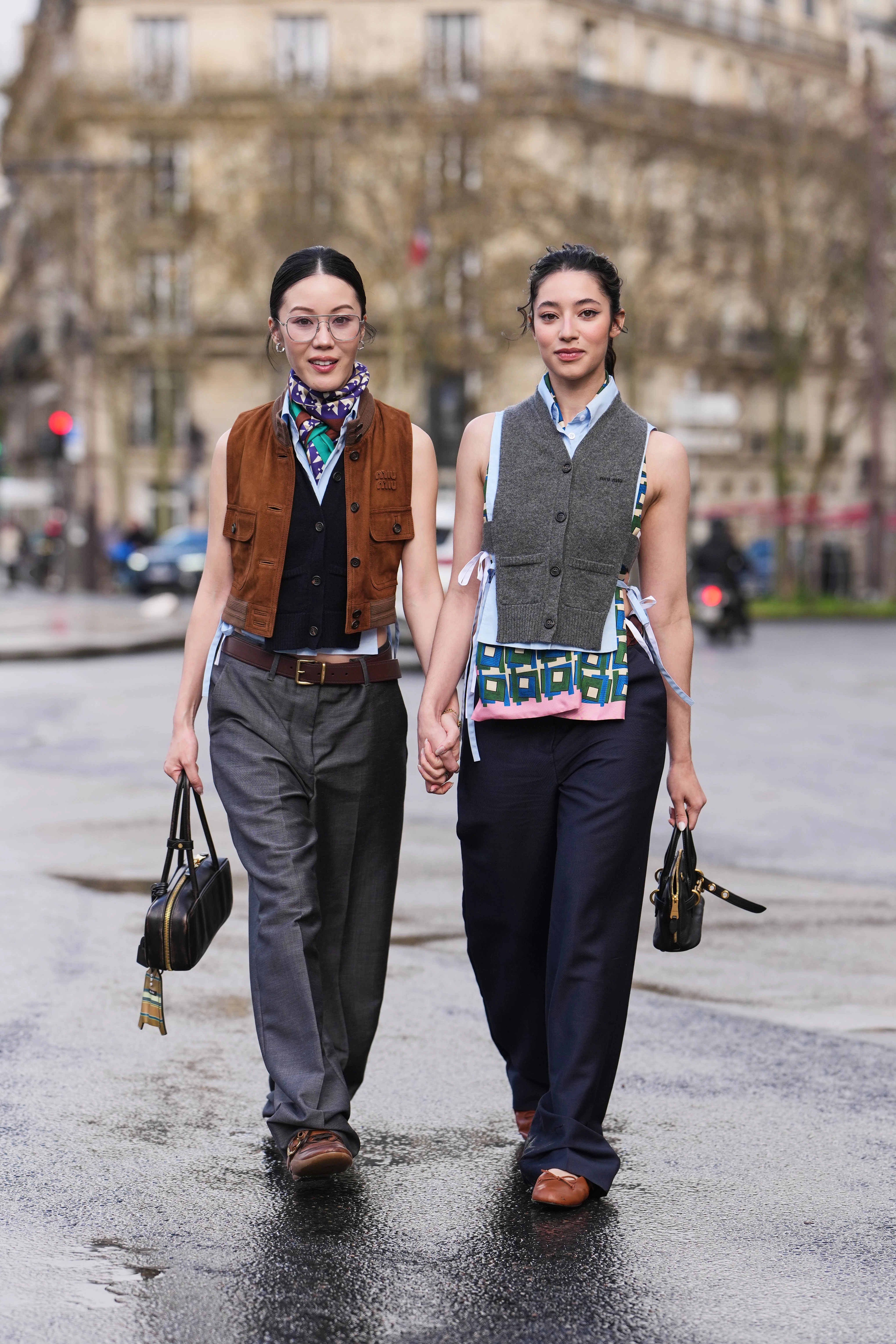 Каштанові балетки: найбільш витончене і багатогранне взуття цієї весни.
2