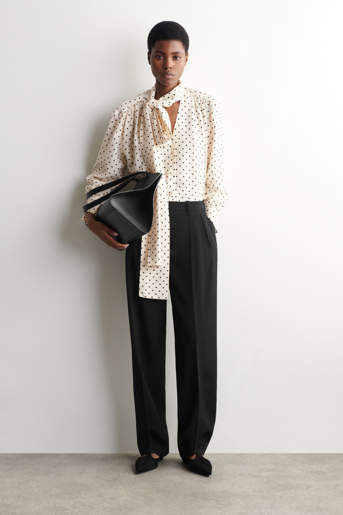 Горошок в моді: весняні луки з використанням принта.
4