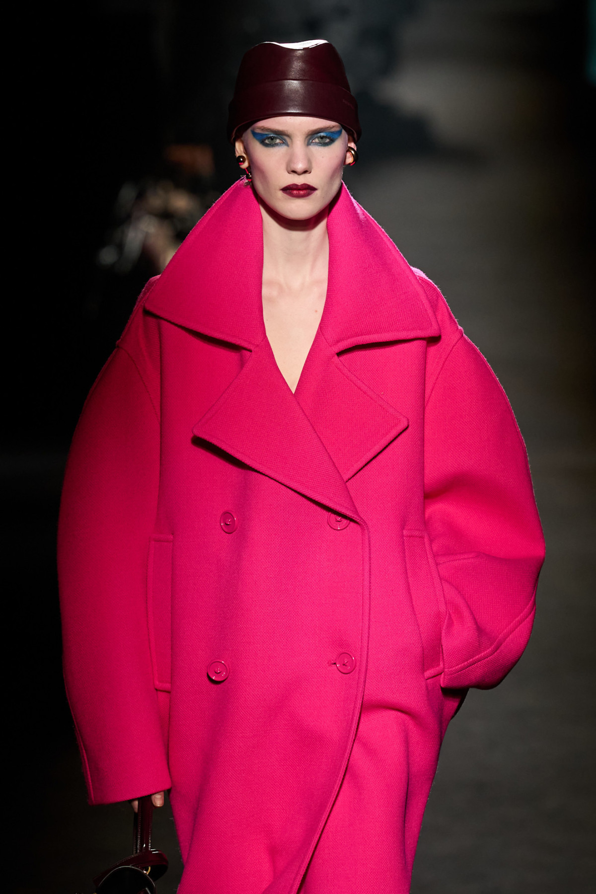 Вісім ключових порад від Balenciaga для стильного оновлення гардеробу.
0