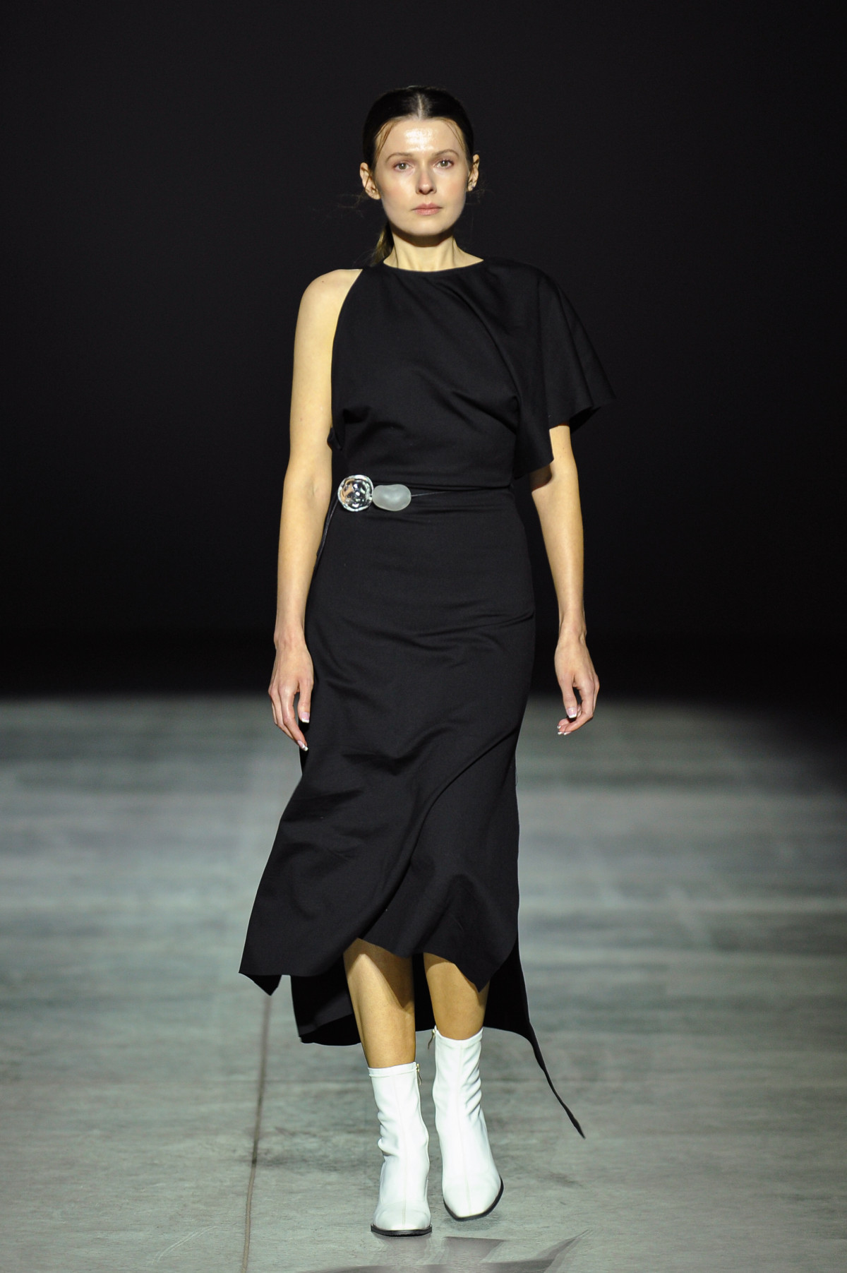 П'ять років SIDLETSKIY: Відомі образи бренду та гнучкий одяг у свіжій колекції
19