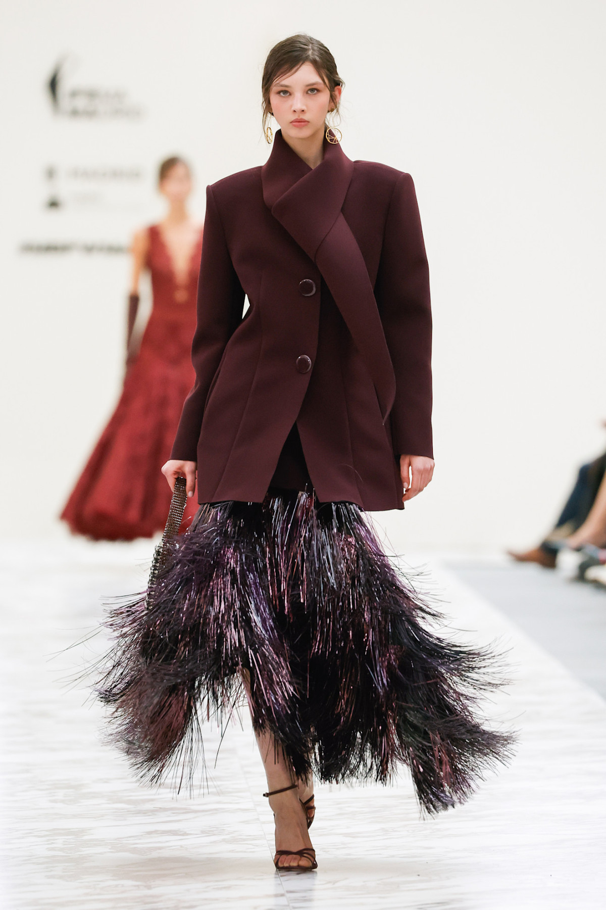 Барвиста іспанська мода: 6 зухвалих тенденцій з мадридського тижня моди
39