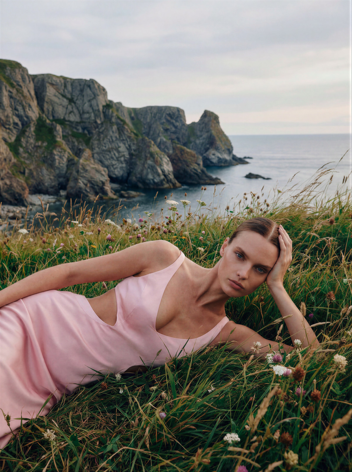 Березневі тренди: свіжі дизайнерські речі від українських виробників для оновлення весняного образу.
16