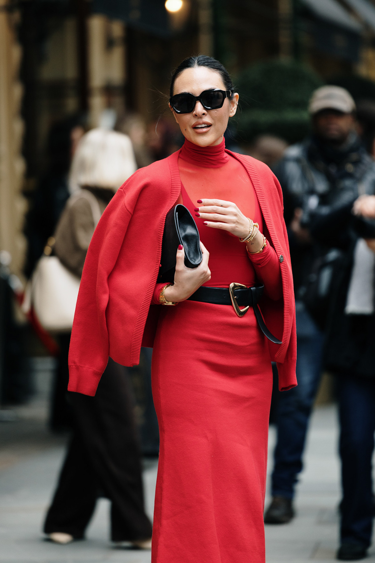 Яскраво-червоний навесні: поради стилістам27