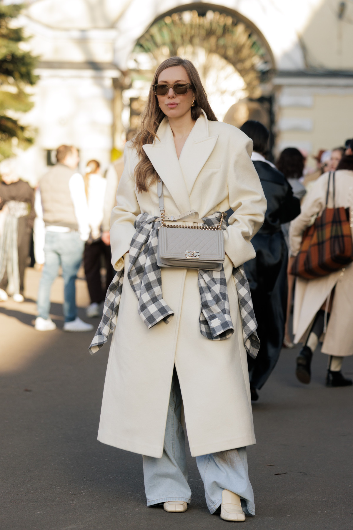 Вулична мода: образи відвідувачів четвертого дня Ukrainian Fashion Week осінньо-зимового сезону 2026/27
33