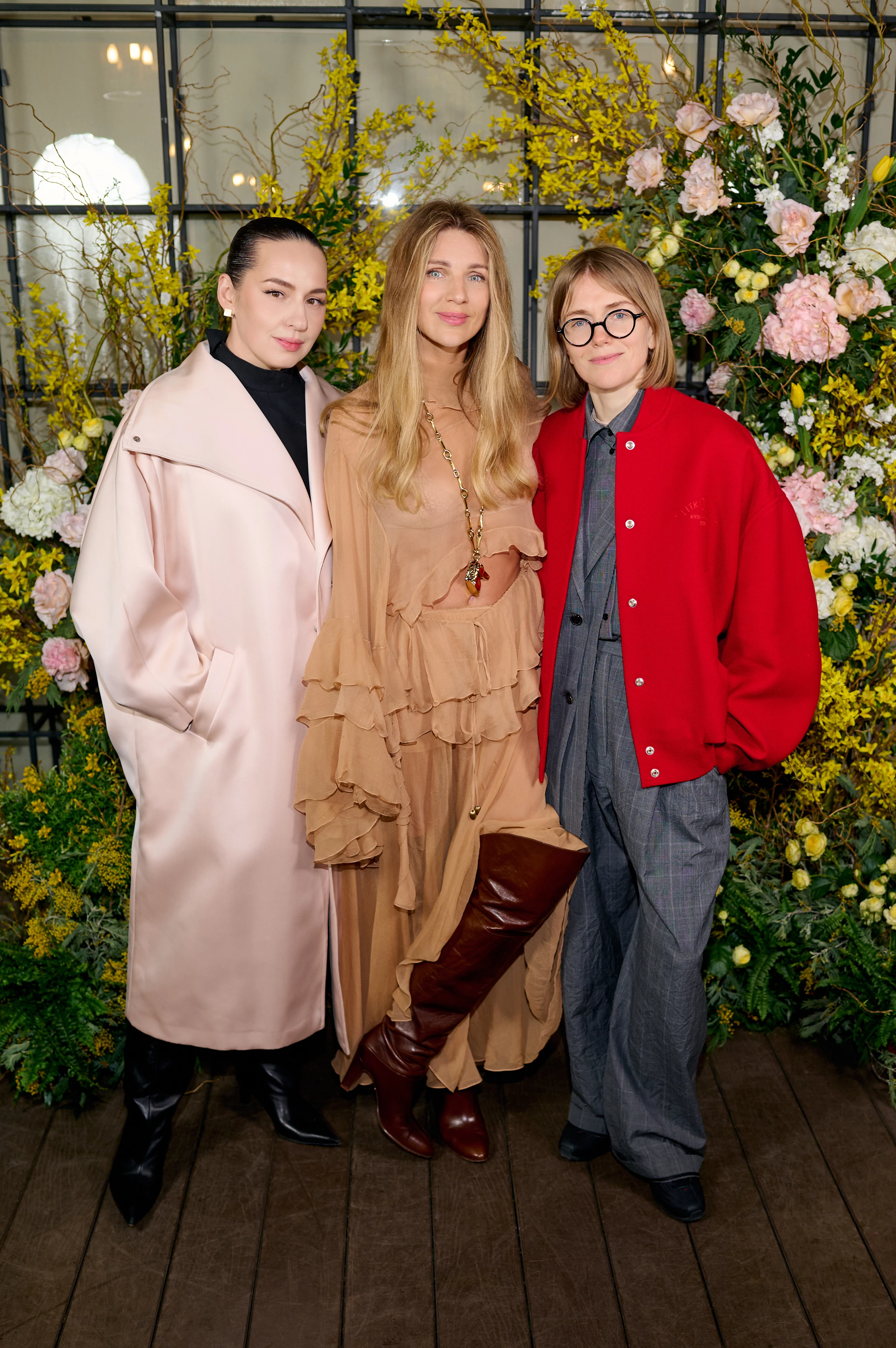 Віолетта Федорова, Катя Сільченко та Лілія Літковська17