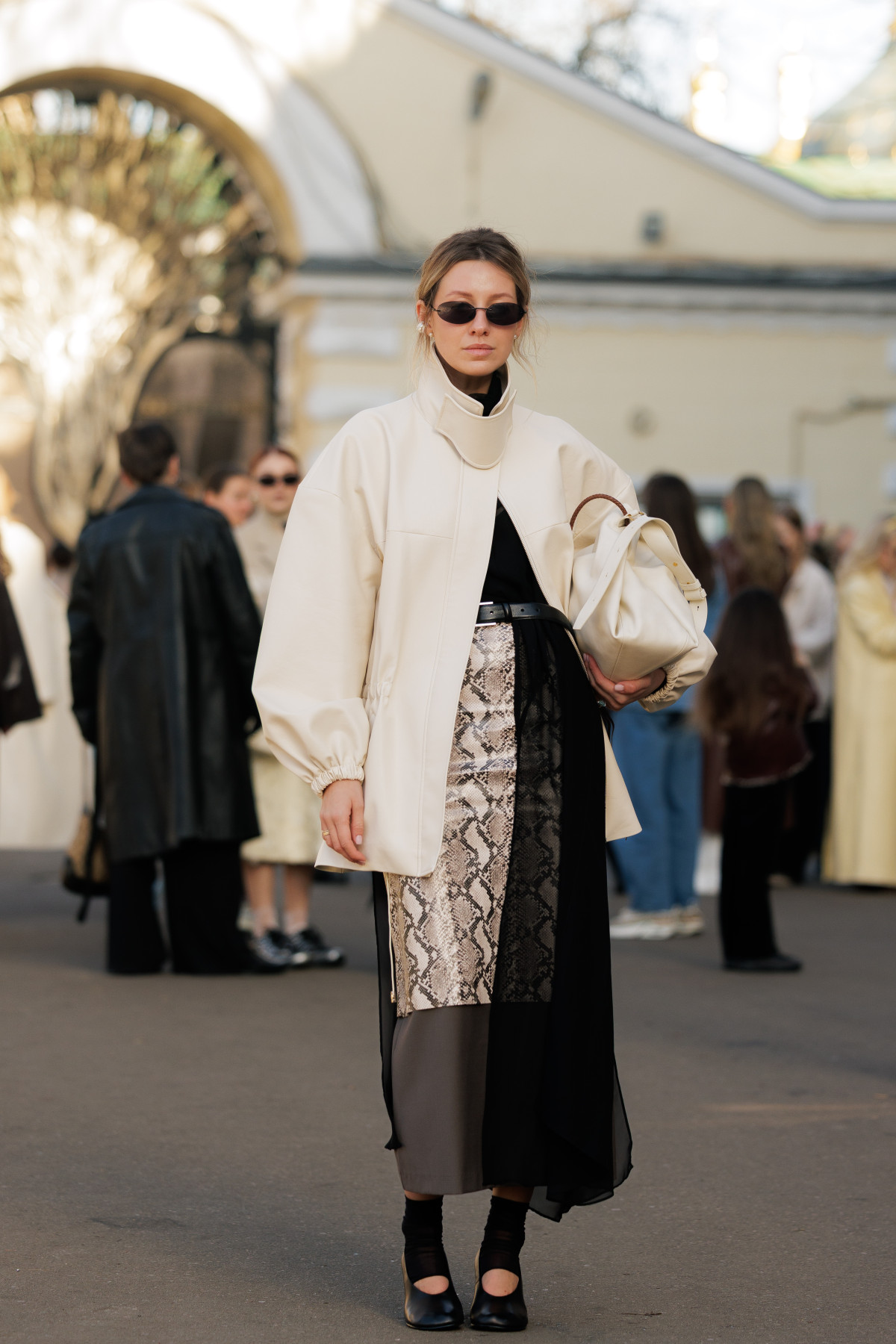 Вулична мода: образи відвідувачів четвертого дня Ukrainian Fashion Week осінньо-зимового сезону 2026/27
46