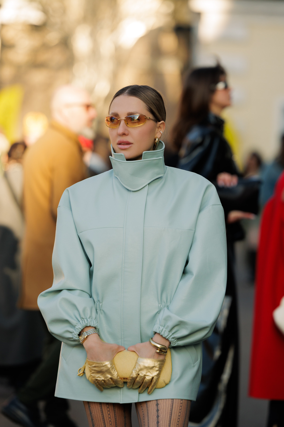 Вулична мода: образи відвідувачів третього дня Ukrainian Fashion Week осінньо-зимового сезону 2026/27
49