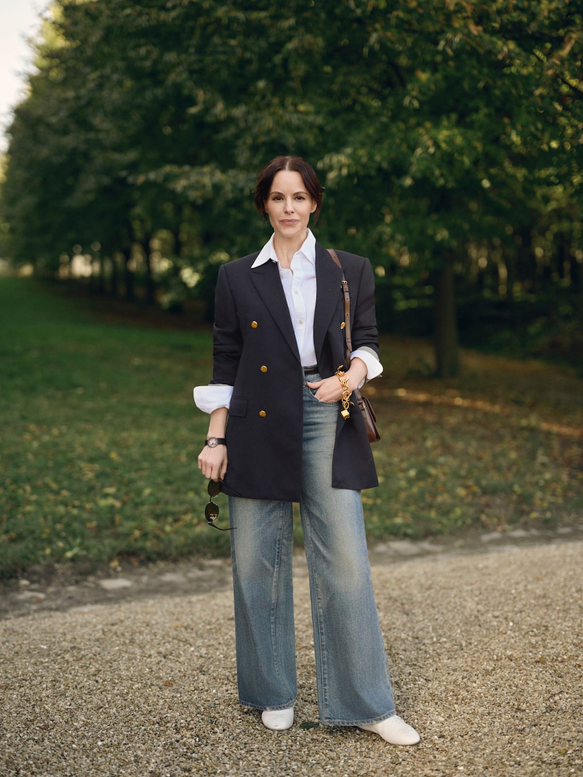 Ключові тенденції взуття: кросівки та черевики на шнурках.
17