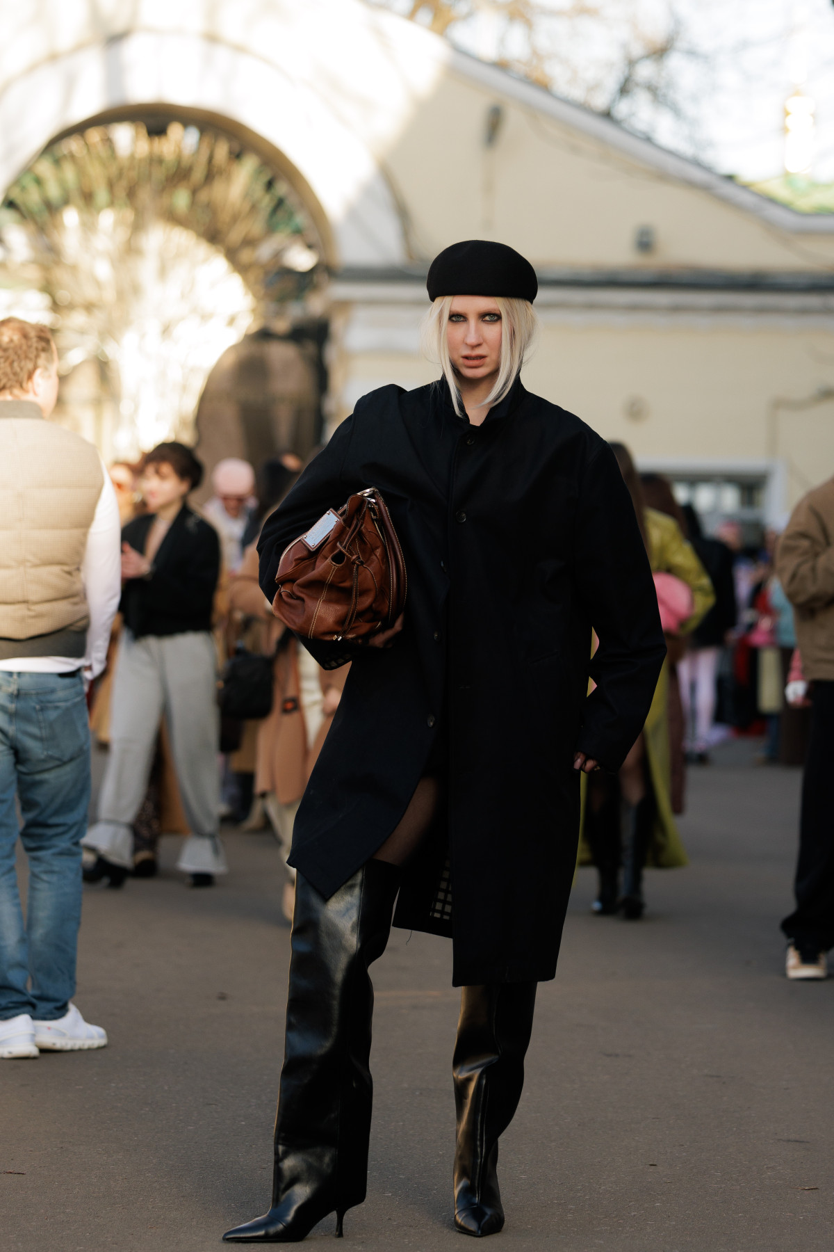 Вулична мода: образи відвідувачів четвертого дня Ukrainian Fashion Week осінньо-зимового сезону 2026/27
37