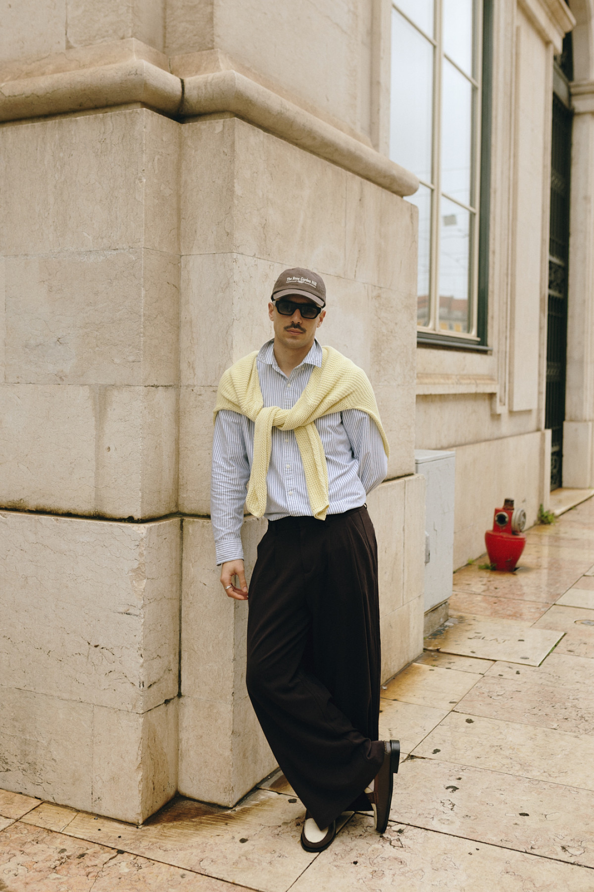 Найстильніші аутфіти з вулиць Тижня моди в Лісабоні
26