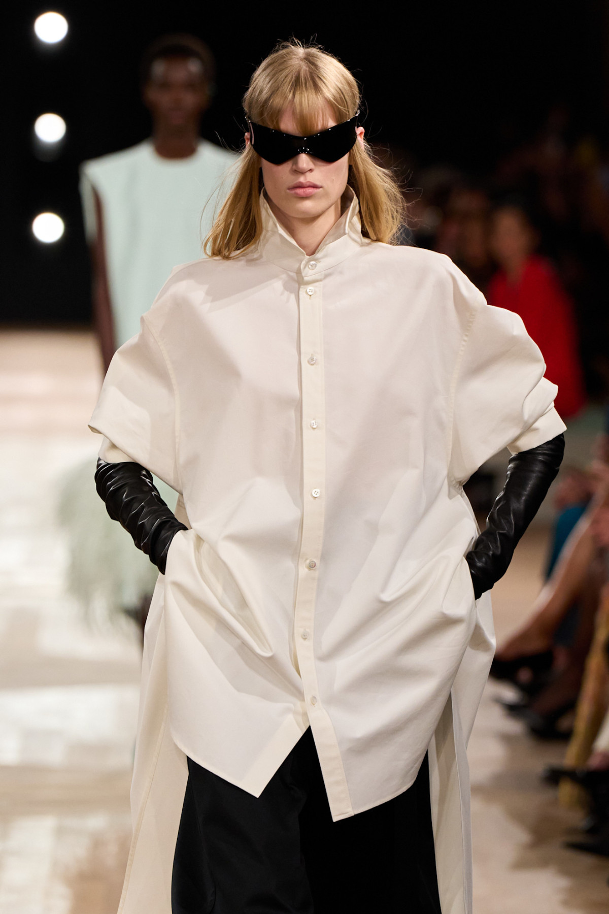 Весняний вояж: одяг на 5 днів
12