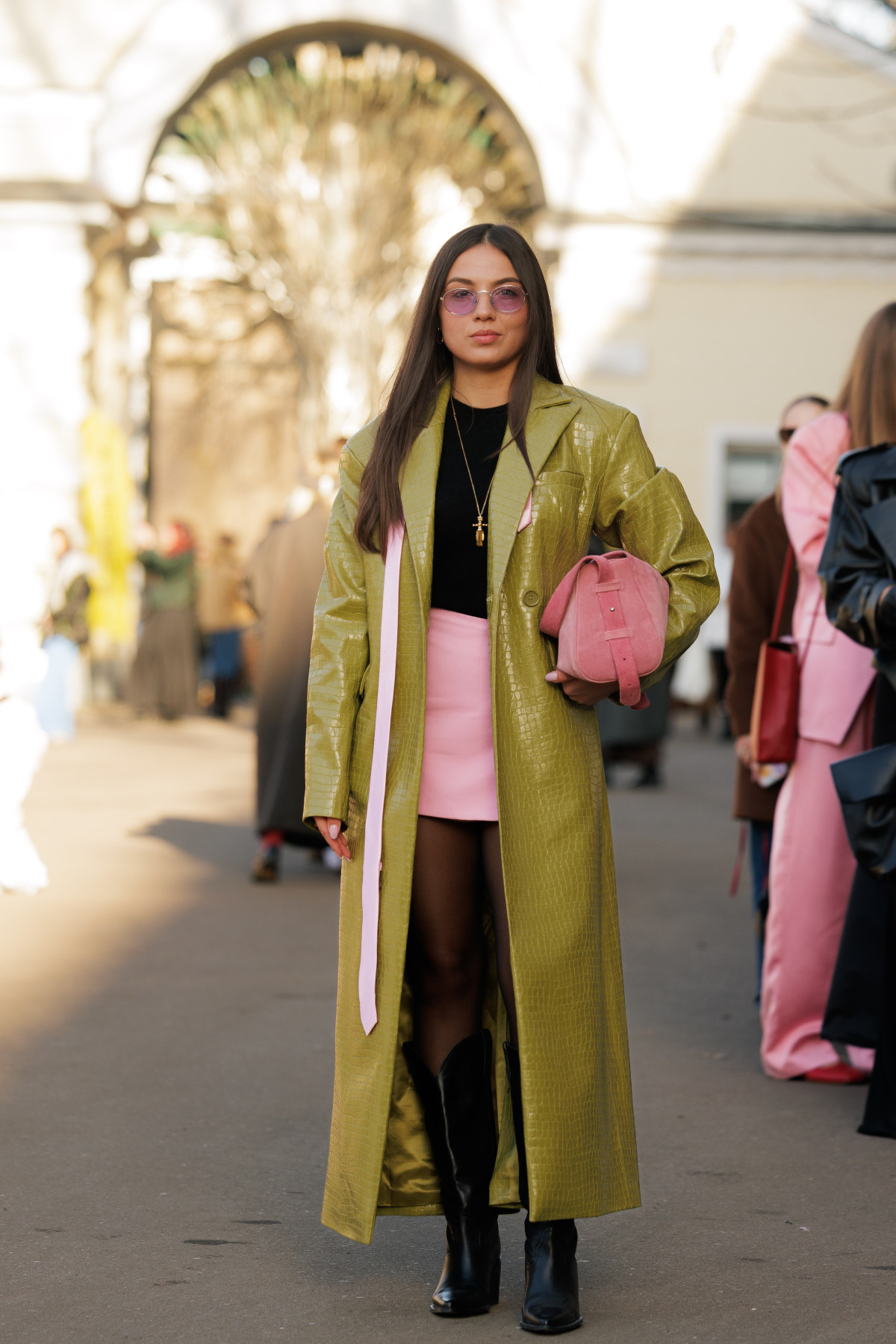 Вулична мода: образи відвідувачів четвертого дня Ukrainian Fashion Week осінньо-зимового сезону 2026/27
17