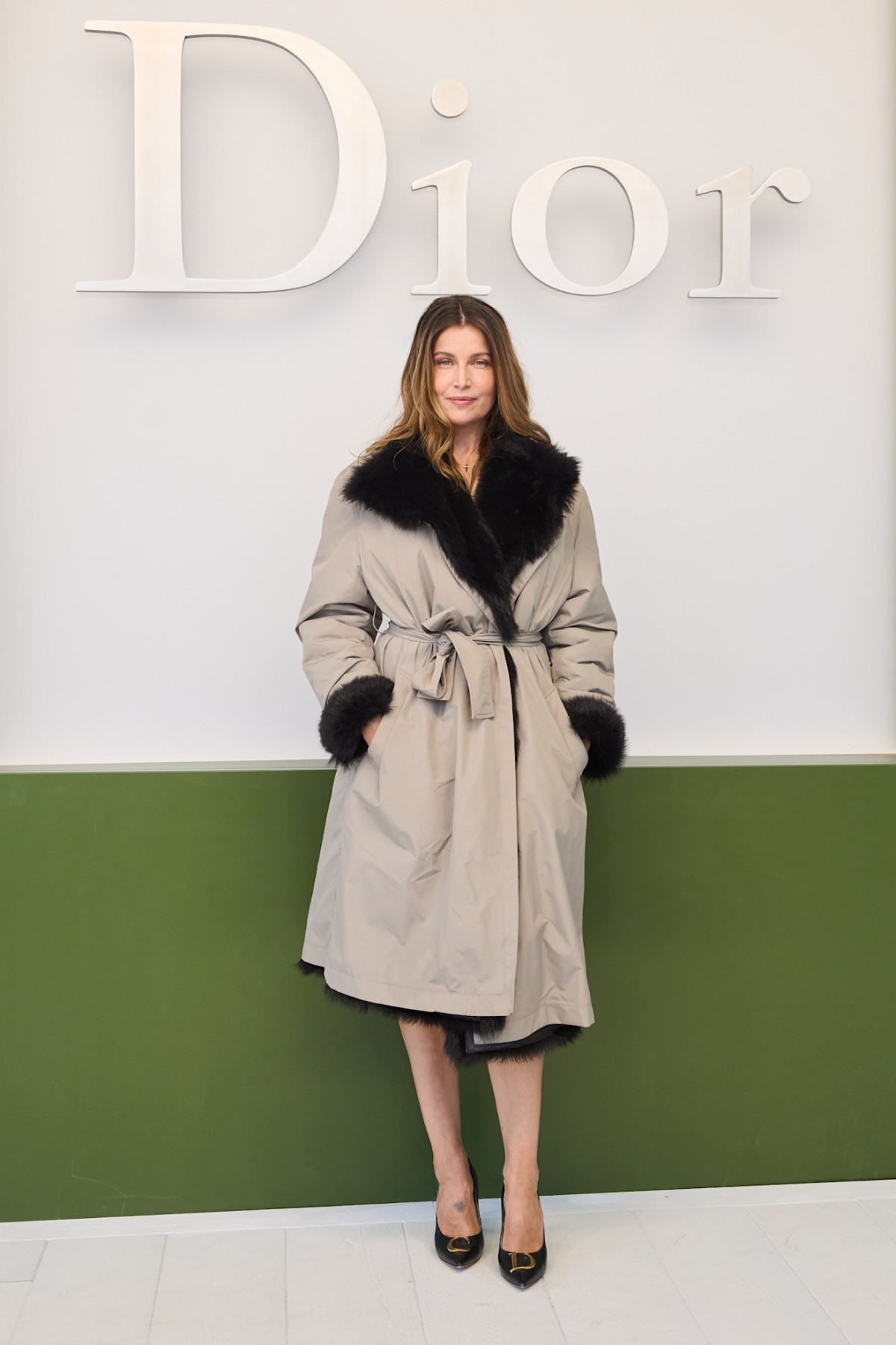 У що вбралися Шарліз Терон, Дева Кассель та інші знаменитості на дефіле Christian Dior
5