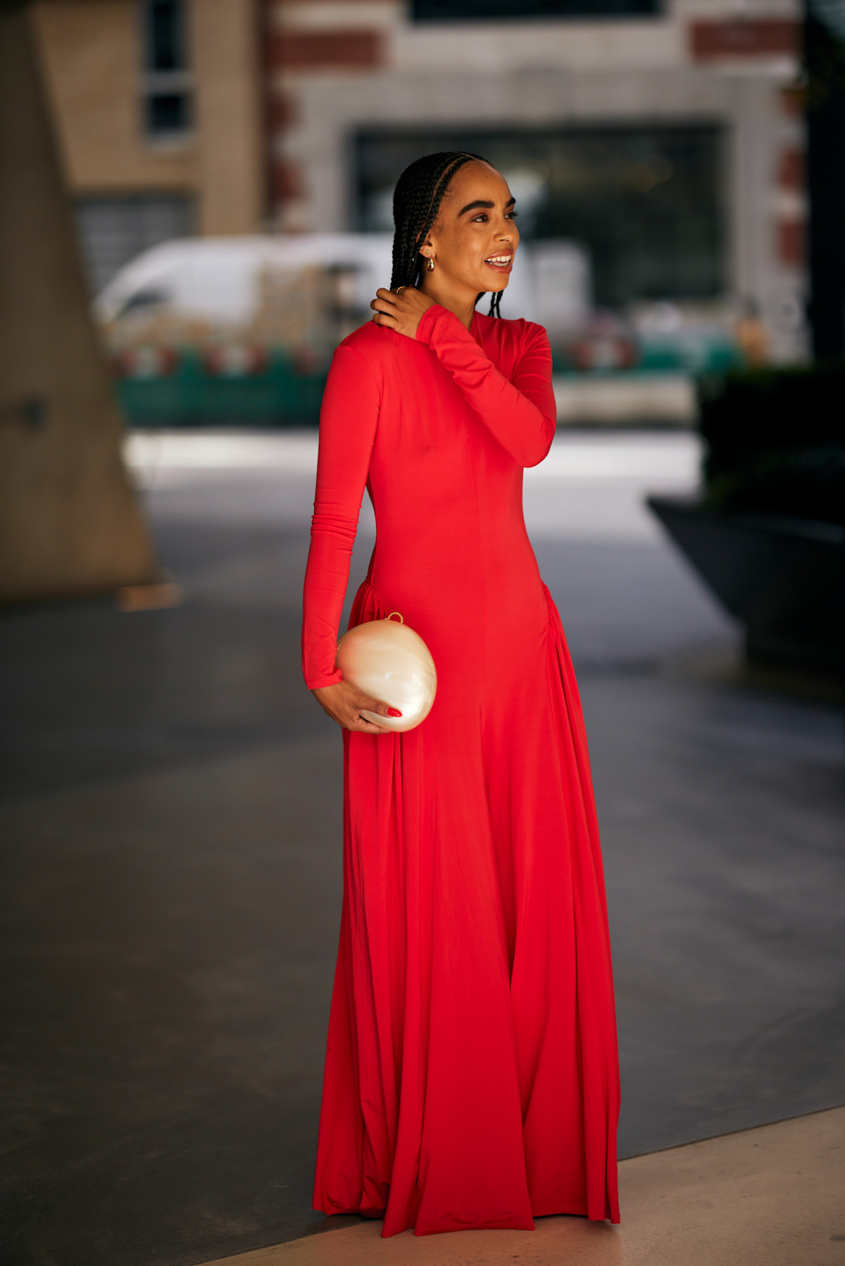 Яскраво-червоний навесні: поради стилістам11