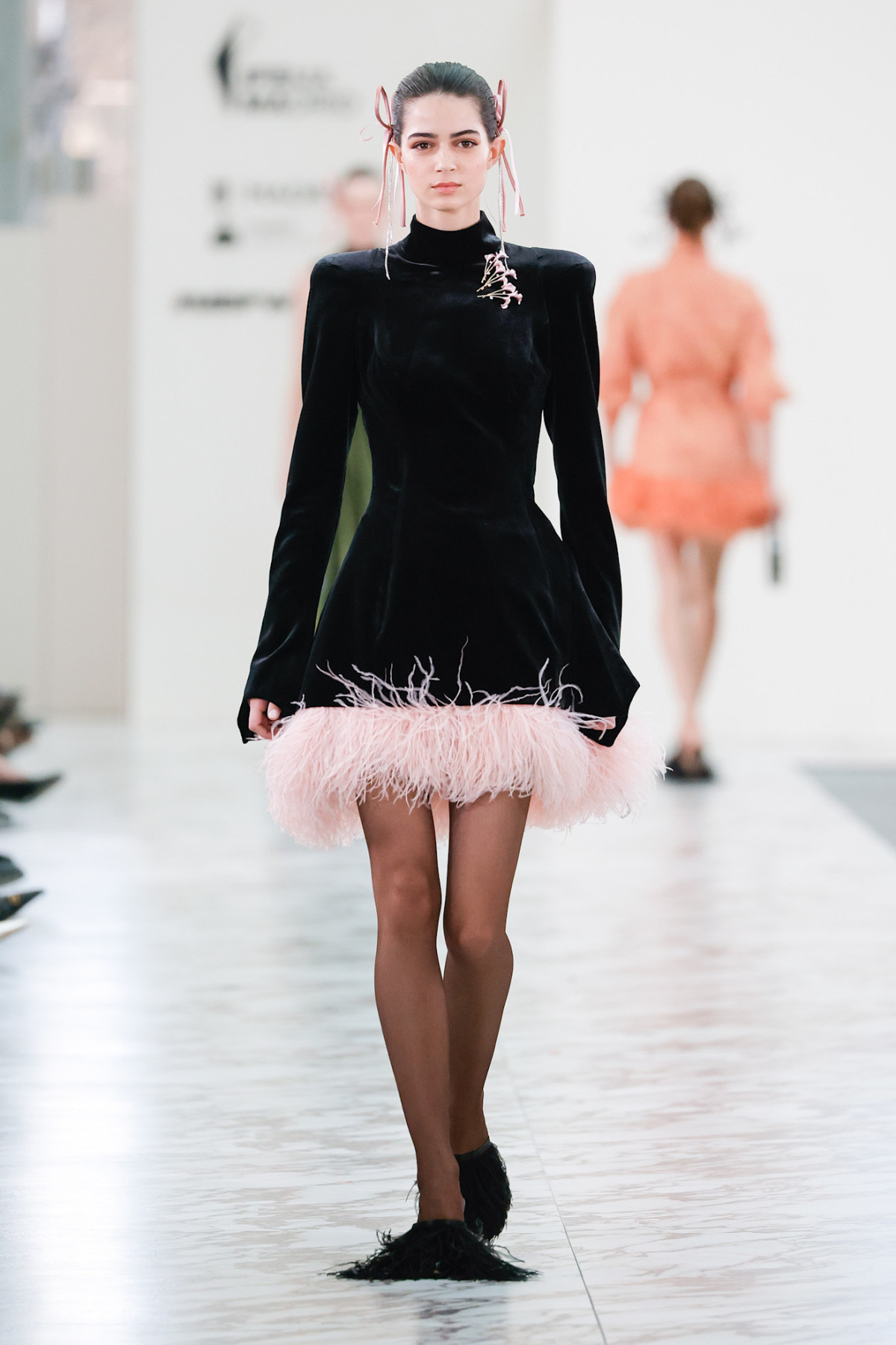 Барвиста іспанська мода: 6 зухвалих тенденцій з мадридського тижня моди
16