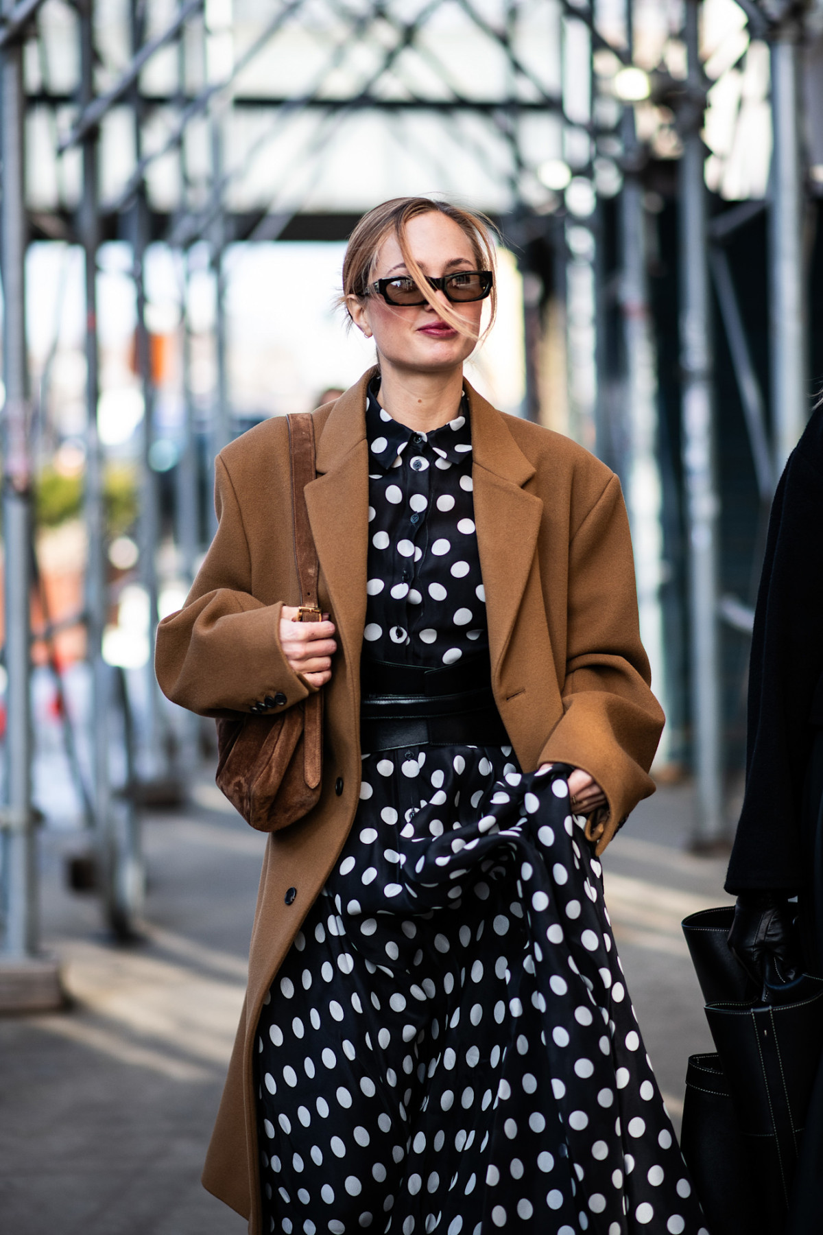 Горошок в моді: весняні луки з використанням принта.
0