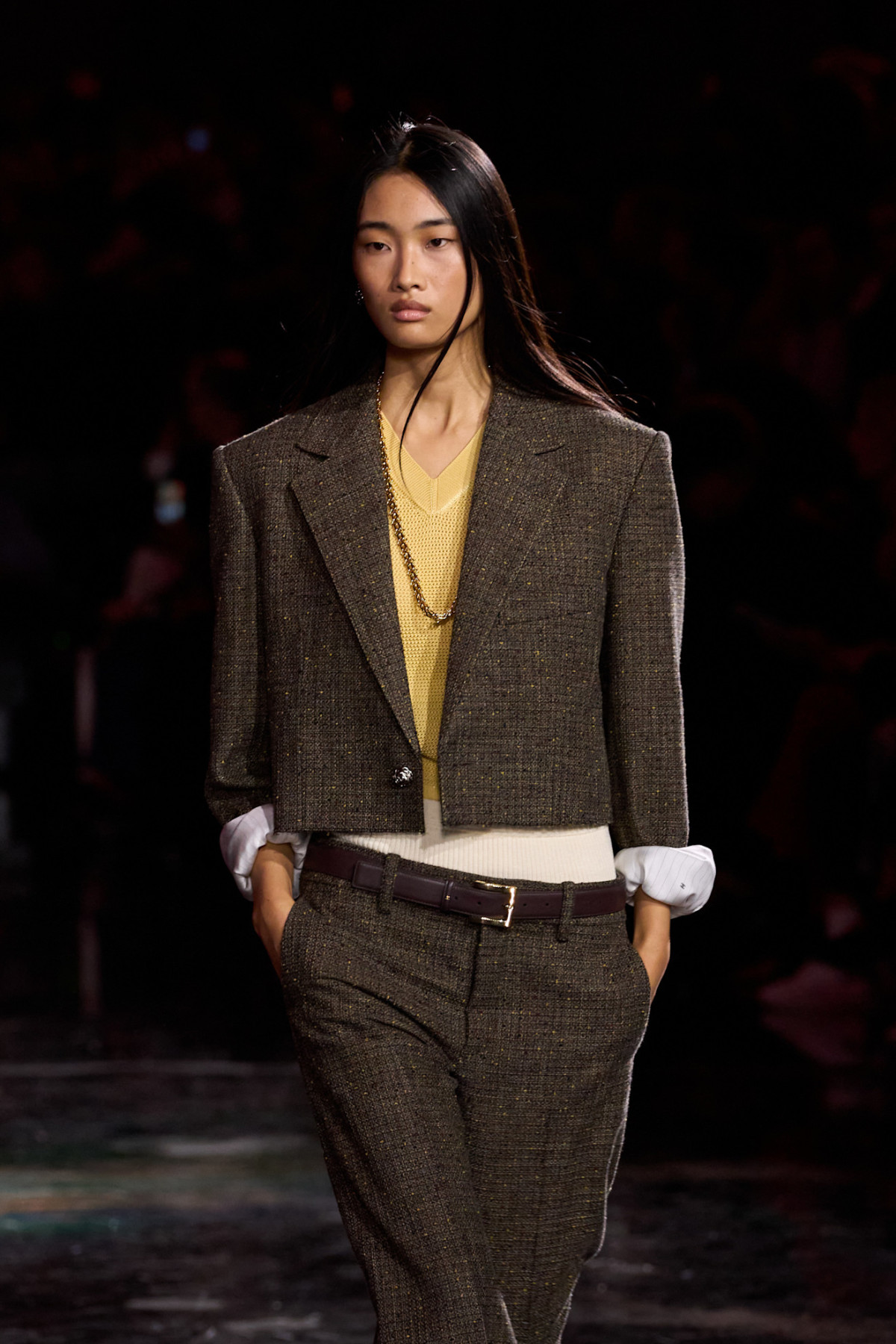 Chanel-натхненний короткий жакет: поєднання та доступні аналоги
2