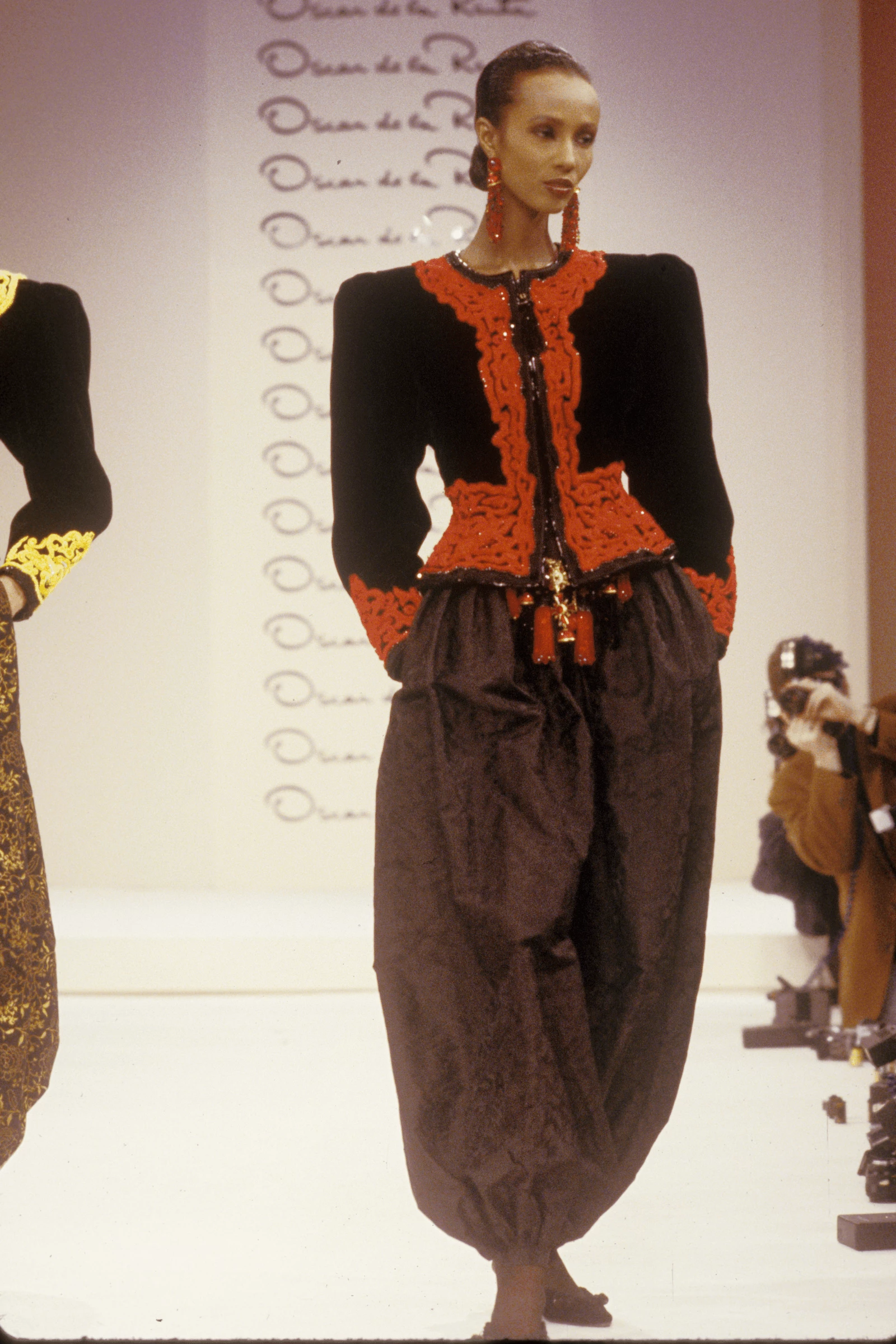 Oscar de la Renta, 19887
