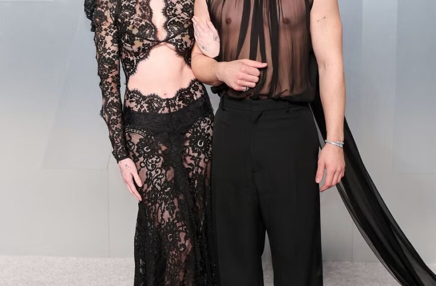 Хадсон Вільямс та його дівчина Кейтлін Ларсон дебютують на червоній доріжці в ніч церемонії вручення «Оскара»