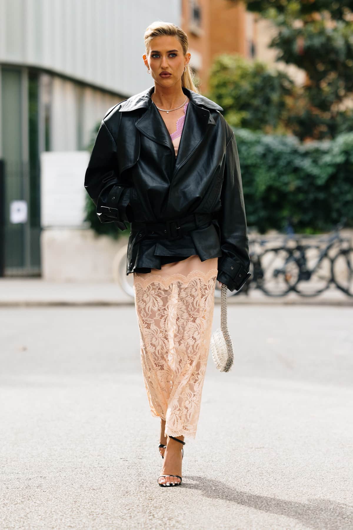 Данська Керрі Бредшоу: модні образи від стилістки Емілі Сіндлев
17