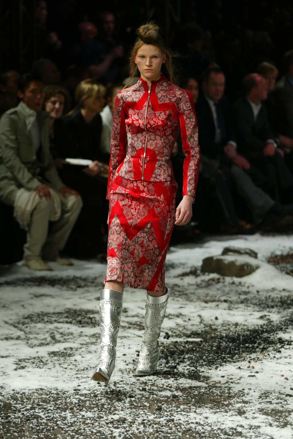 Тенденція 2026: Квіт вишні — провідна муза весни.
3