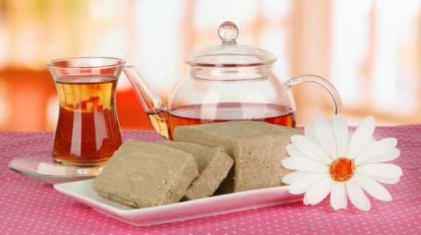 Що можна приготувати з халви? Пробуємо нові десерти