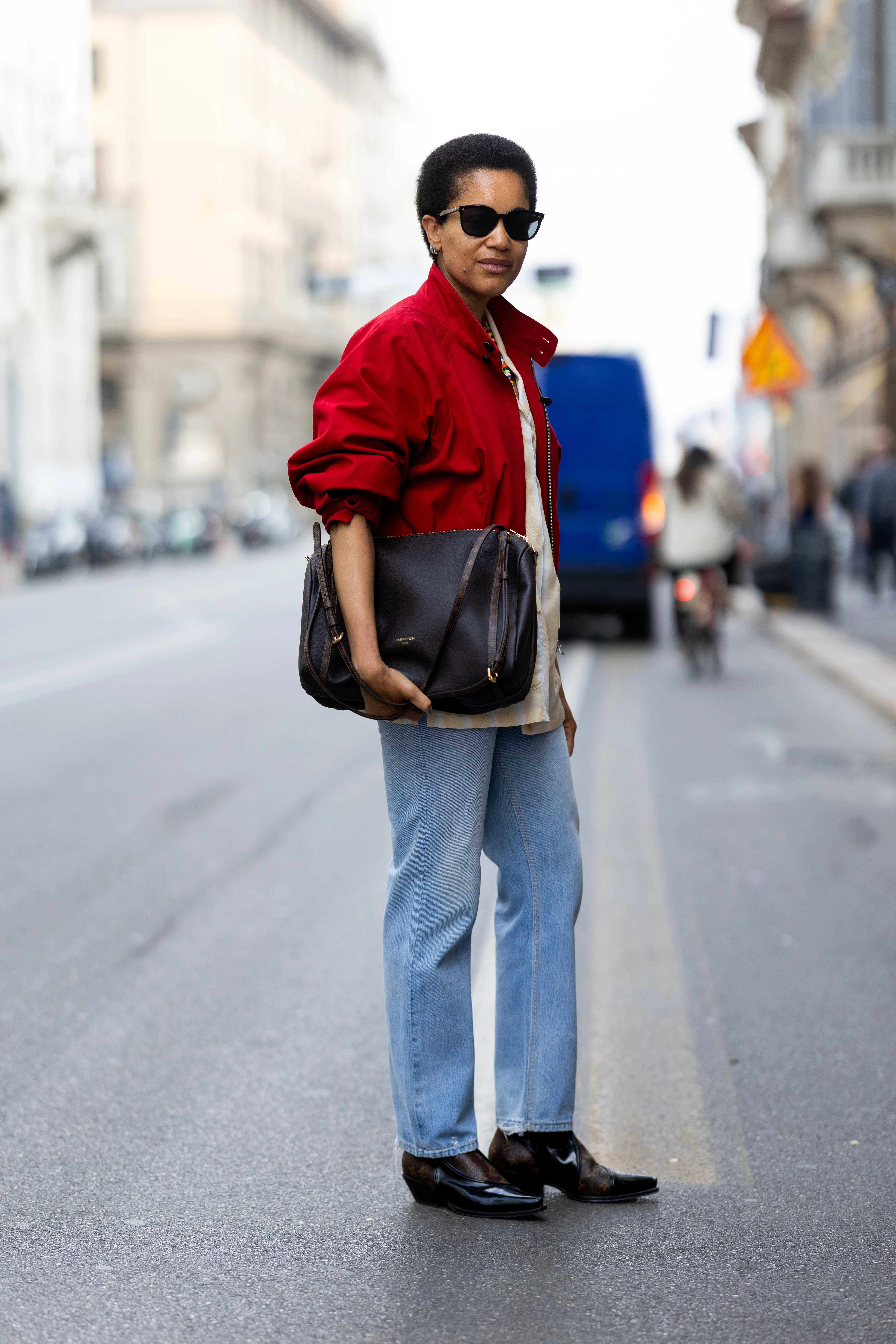 Багряна куртка: топ-вкладення у стиль 20267