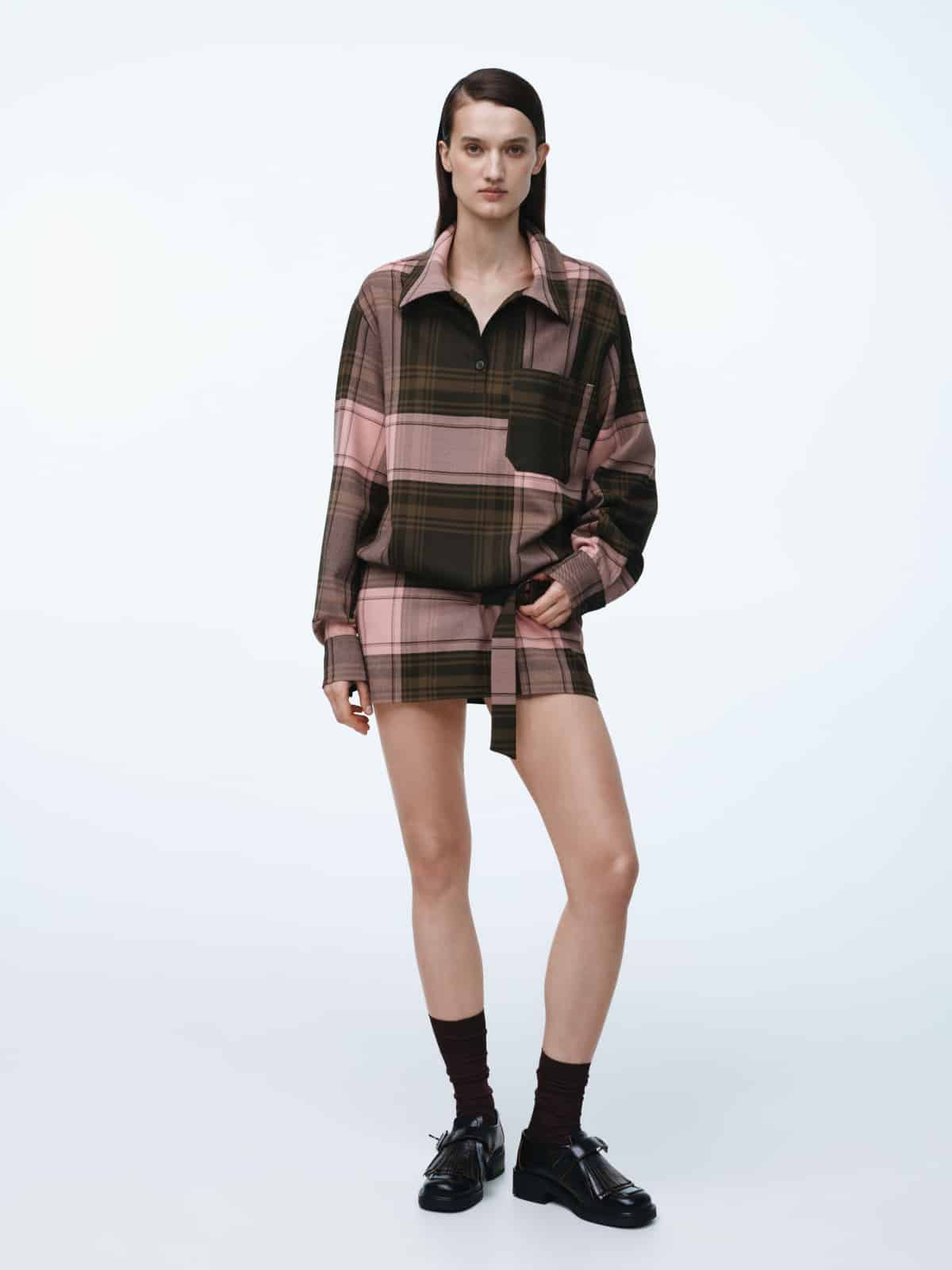 Квітневі тренди: добірка стильних весняних обновок від українських марок для вашого гардеробу.
2