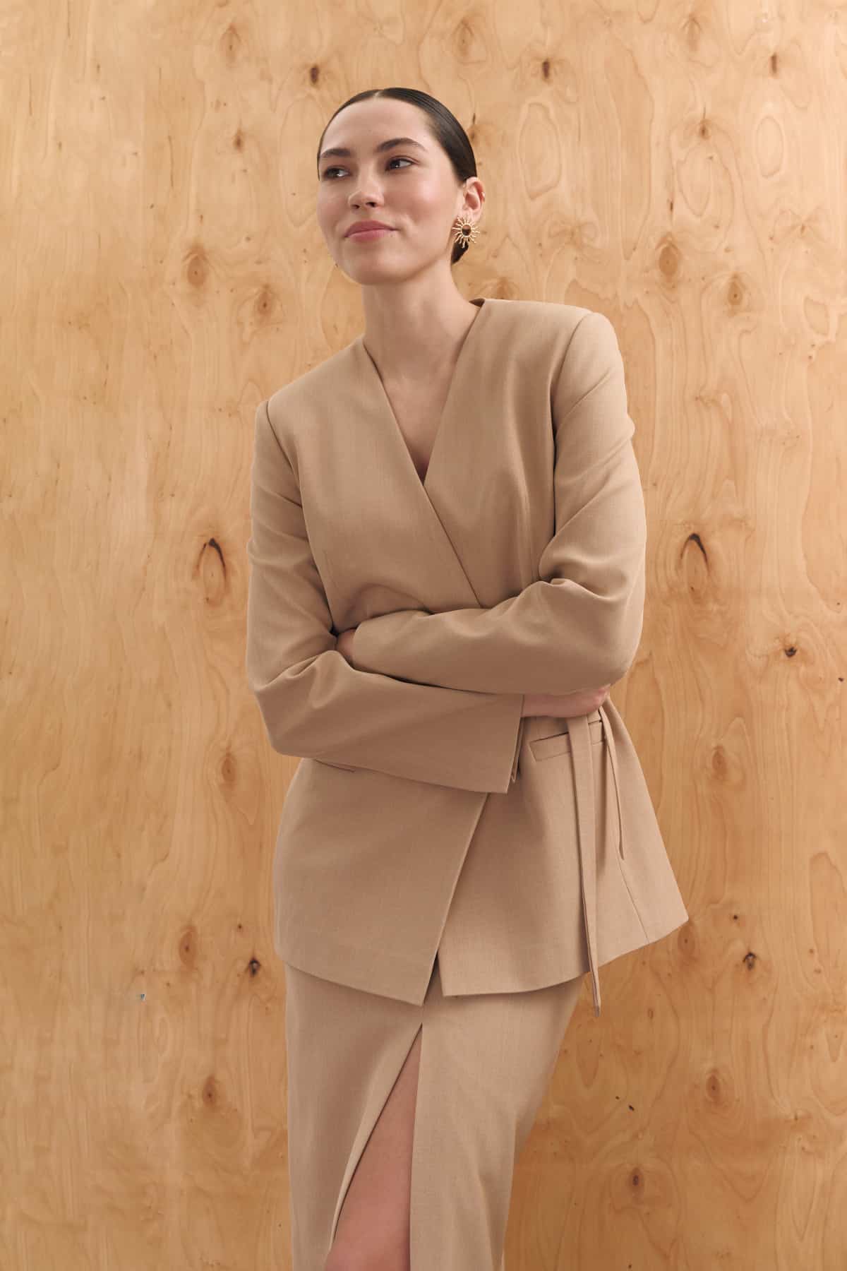 Формуємо різнобічний весняний одяг із новинок українських марок.
26