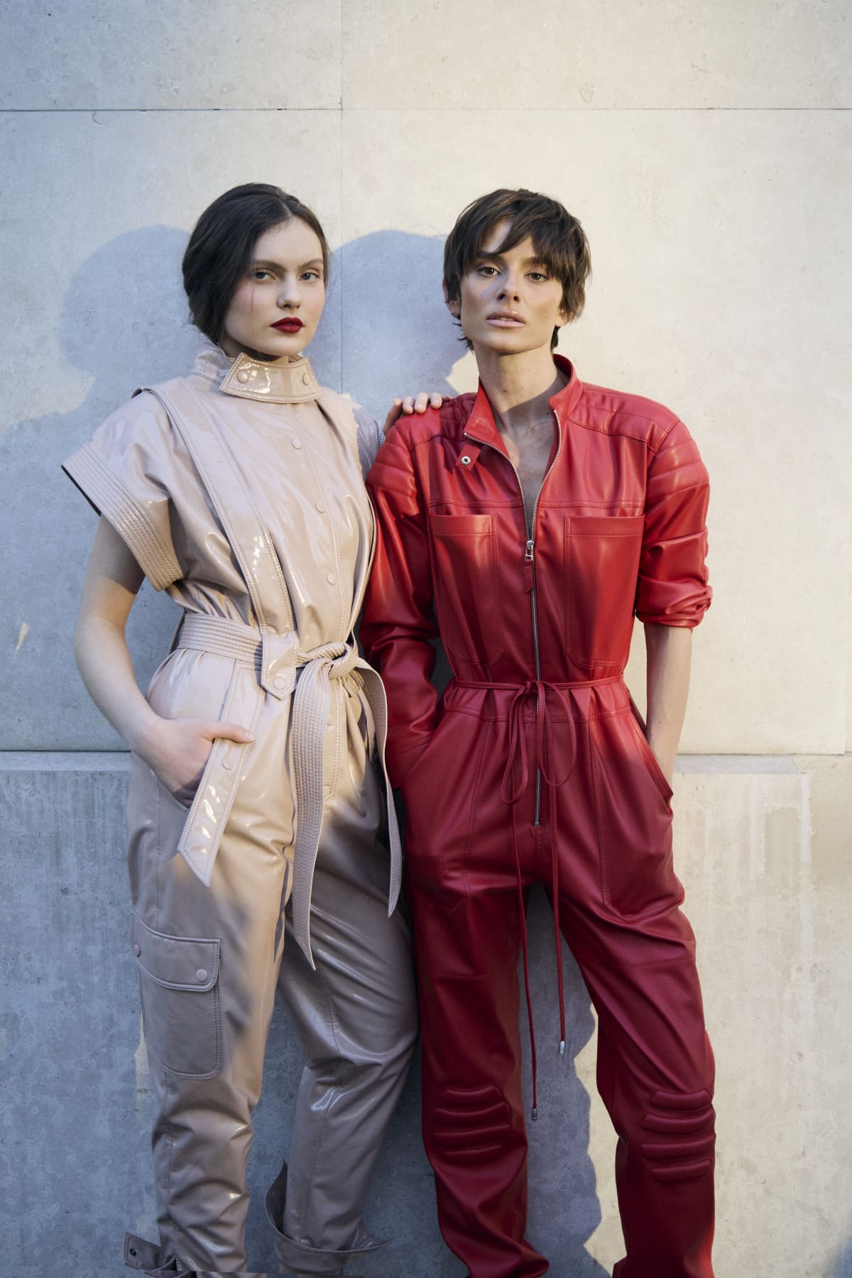 Формуємо різнобічний весняний одяг із новинок українських марок.
4