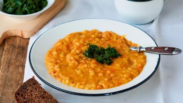 У чому користь та шкода горохової каші?