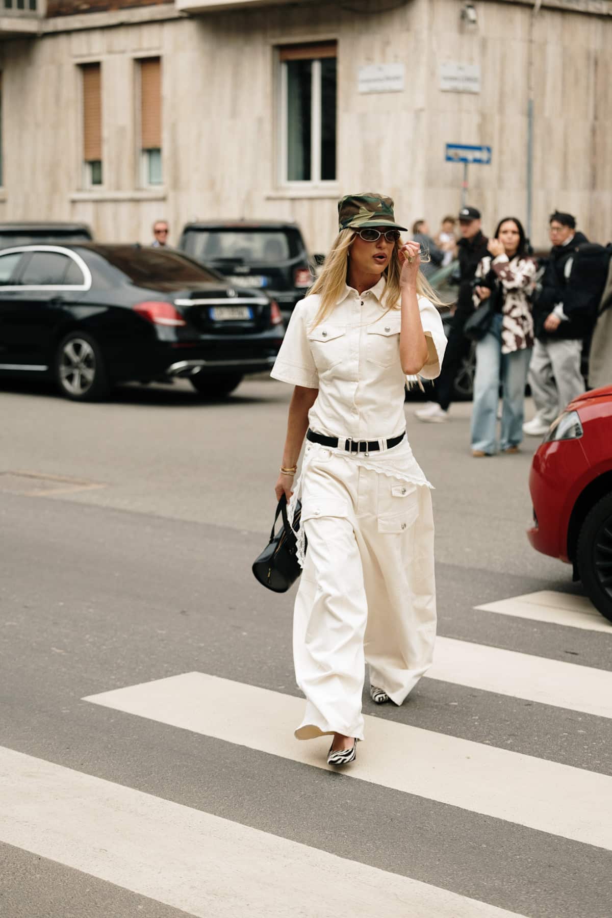 Данська Керрі Бредшоу: модні образи від стилістки Емілі Сіндлев
6