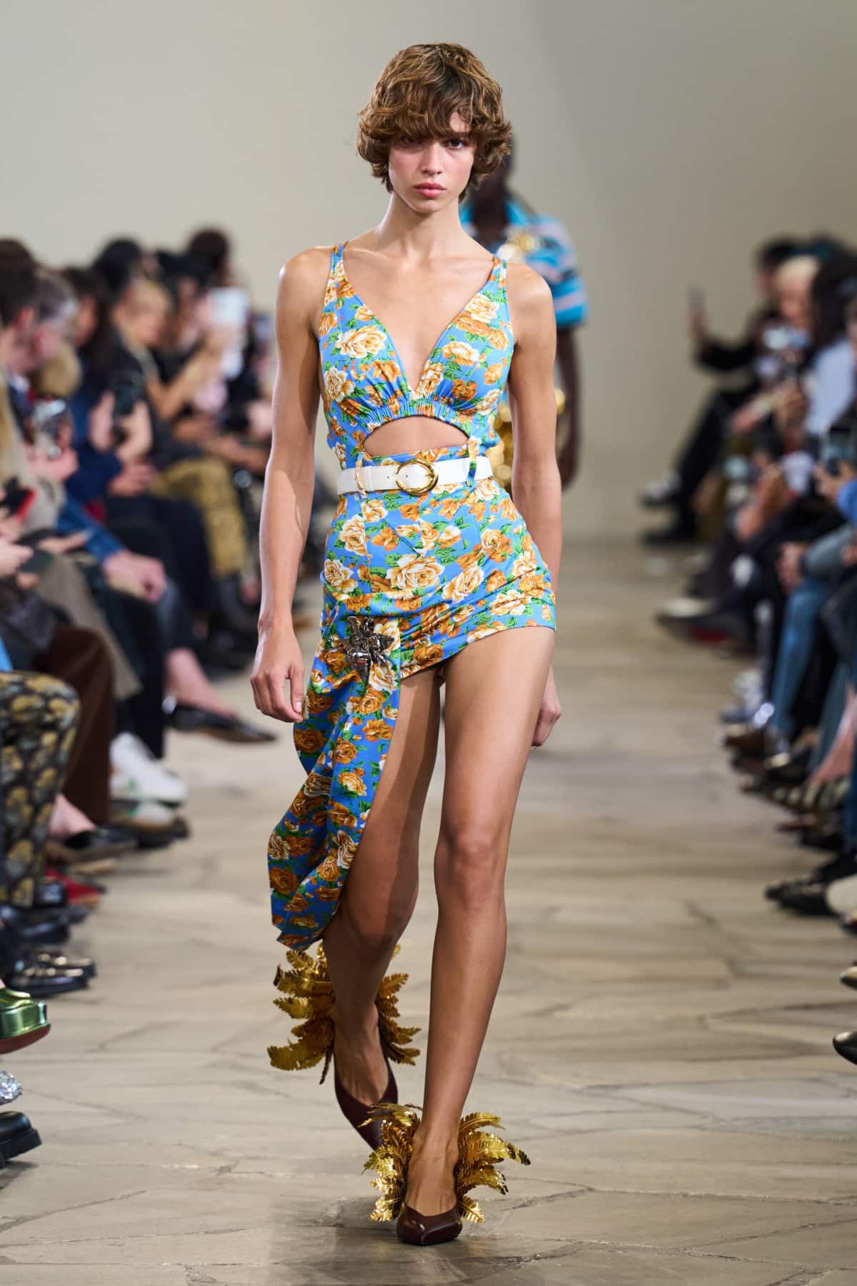 Квітковий принт на сукні — беззаперечний тренд сезону, стверджують модельєри
13