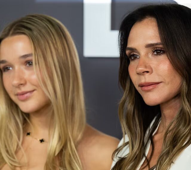 Вікторія Бекхем розповідає про єдиний одяг Spice Girls, який вона не дозволяє приміряти своїй доньці Харпер