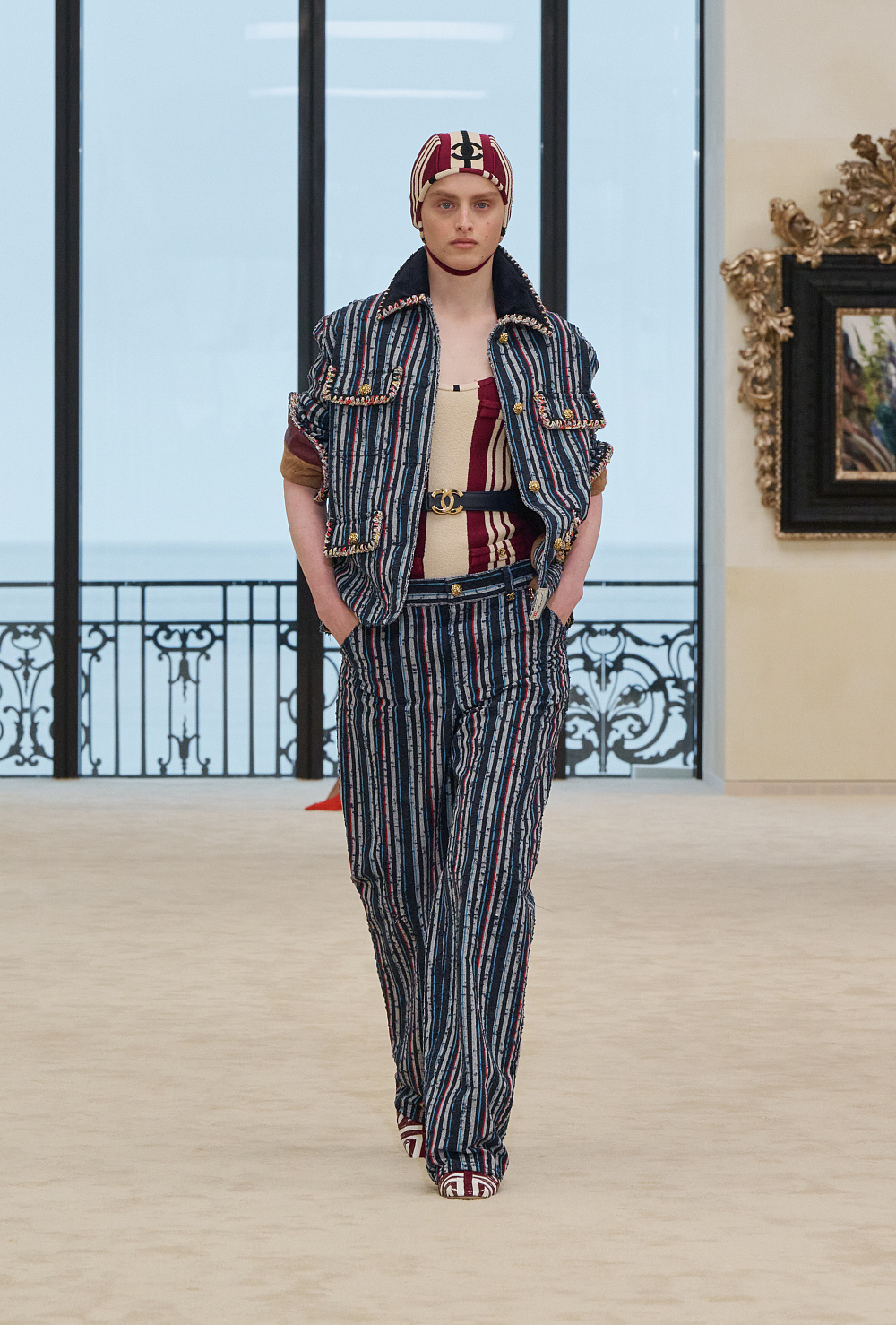 Назад до коріння: круїзна лінія Chanel 2026/27, дебют у знаковій Біарріц
79