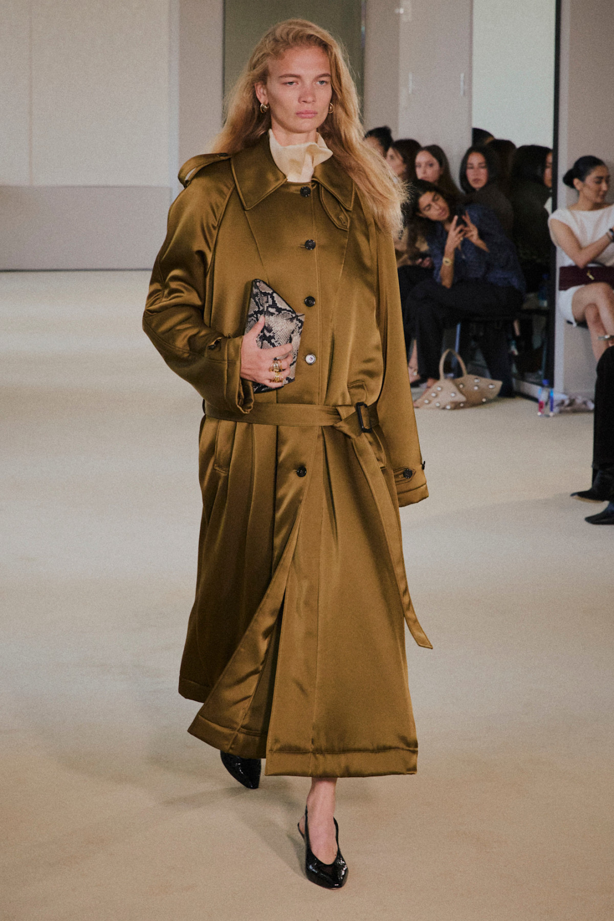 Below-the-Waist Fashion: How the Latest Silhouette Signals Relevance
5