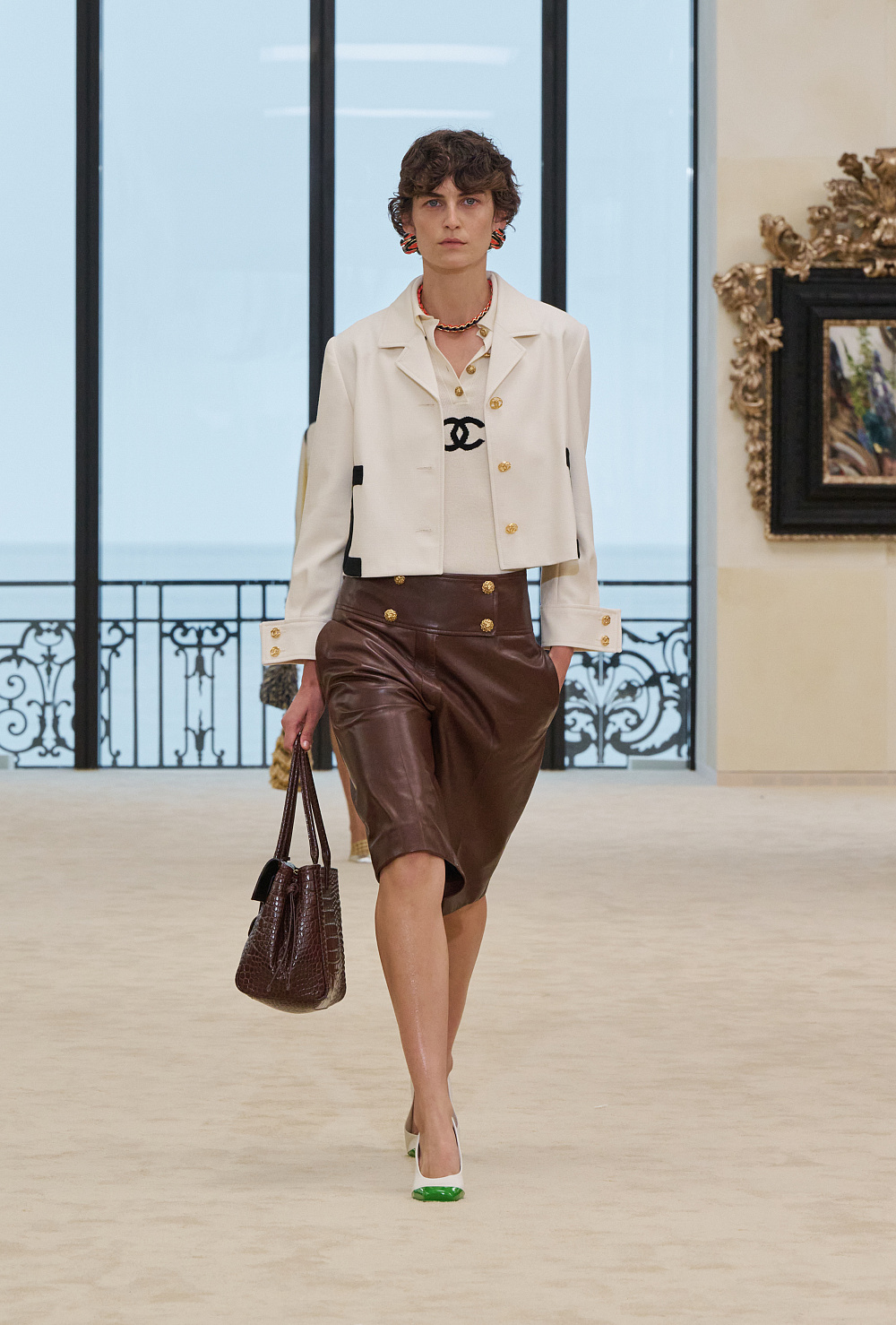 Назад до коріння: круїзна лінія Chanel 2026/27, дебют у знаковій Біарріц
68