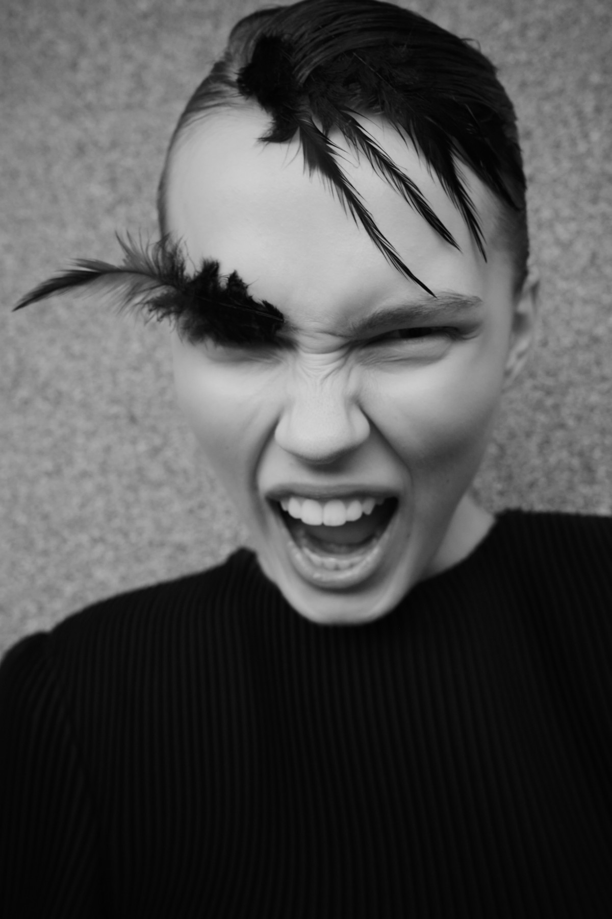 Шкірний код: особлива фотосесія ELLE про свіжий погляд на тіло в модній індустрії
6