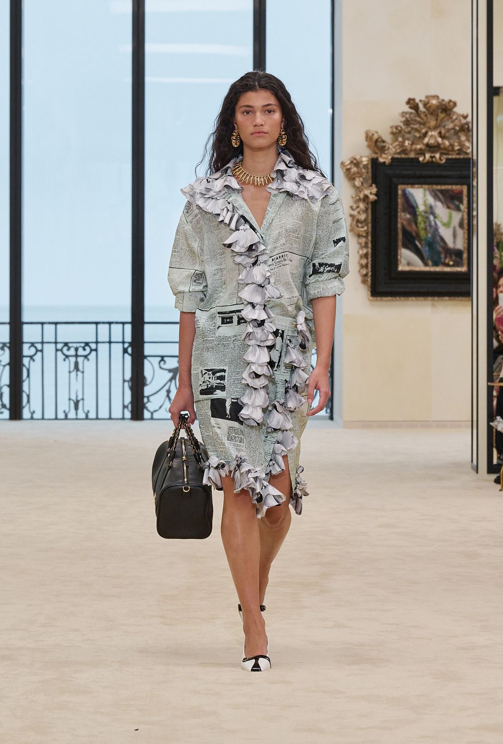 Назад до коріння: круїзна лінія Chanel 2026/27, дебют у знаковій Біарріц
35