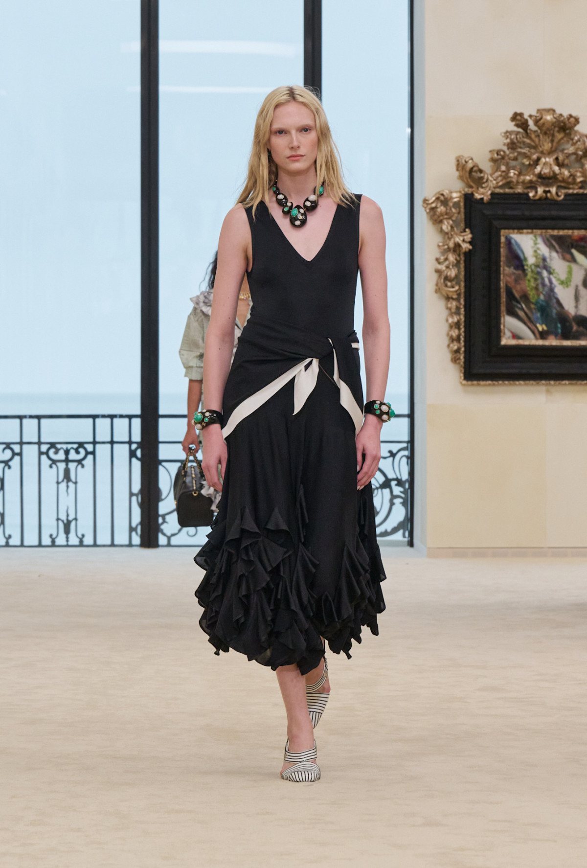 Крус засліпила Канни в сукні Chanel з міжсезонної колекції.
4