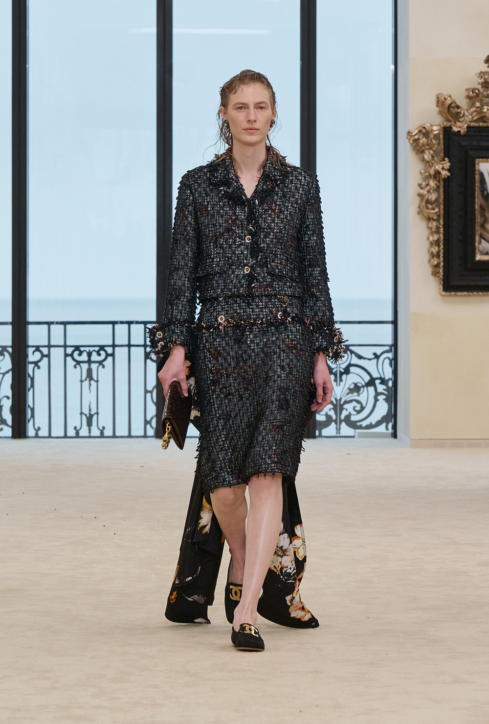 Назад до коріння: круїзна лінія Chanel 2026/27, дебют у знаковій Біарріц
15