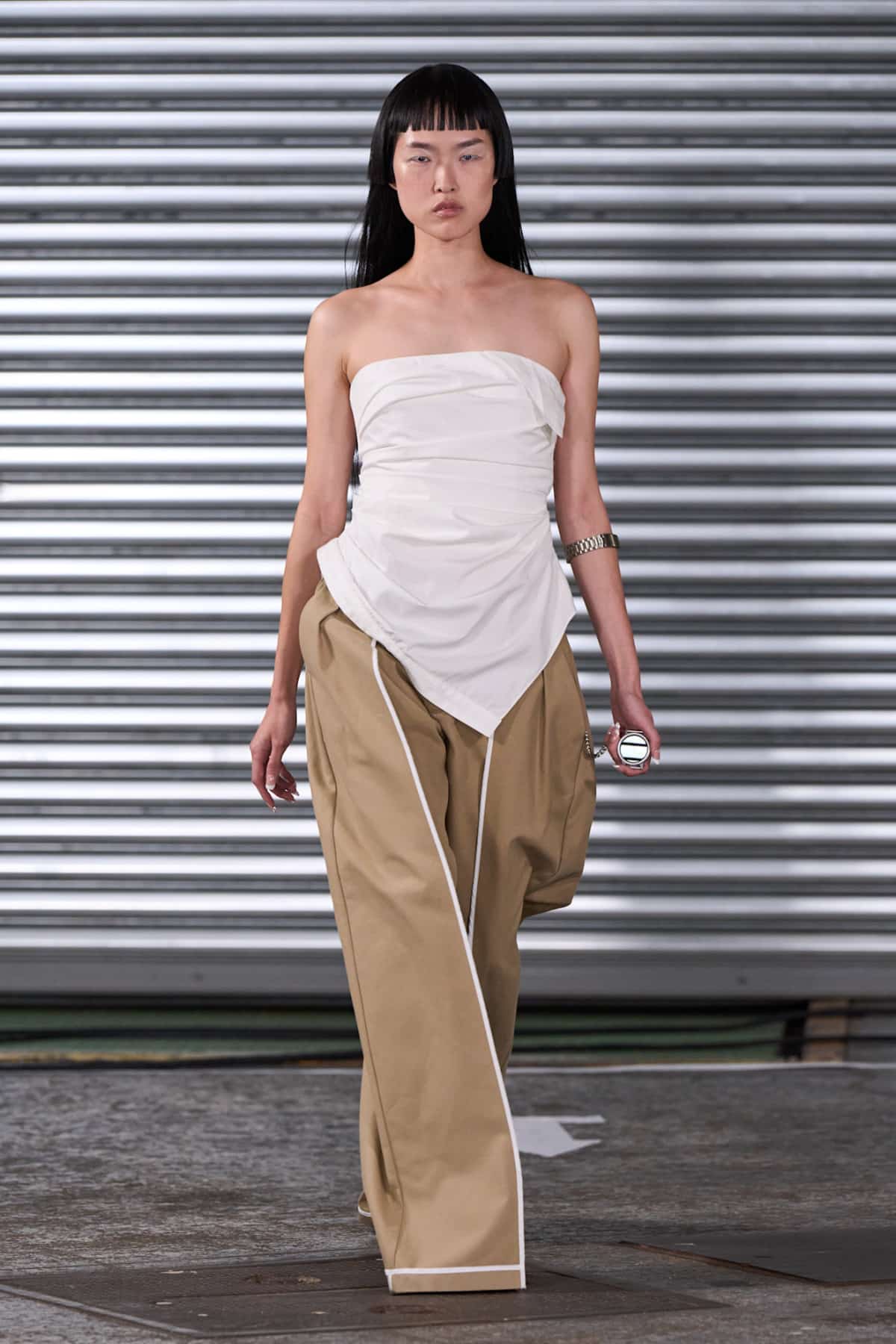 Loose Trousers: A Fresh Outlook on Liberation
8