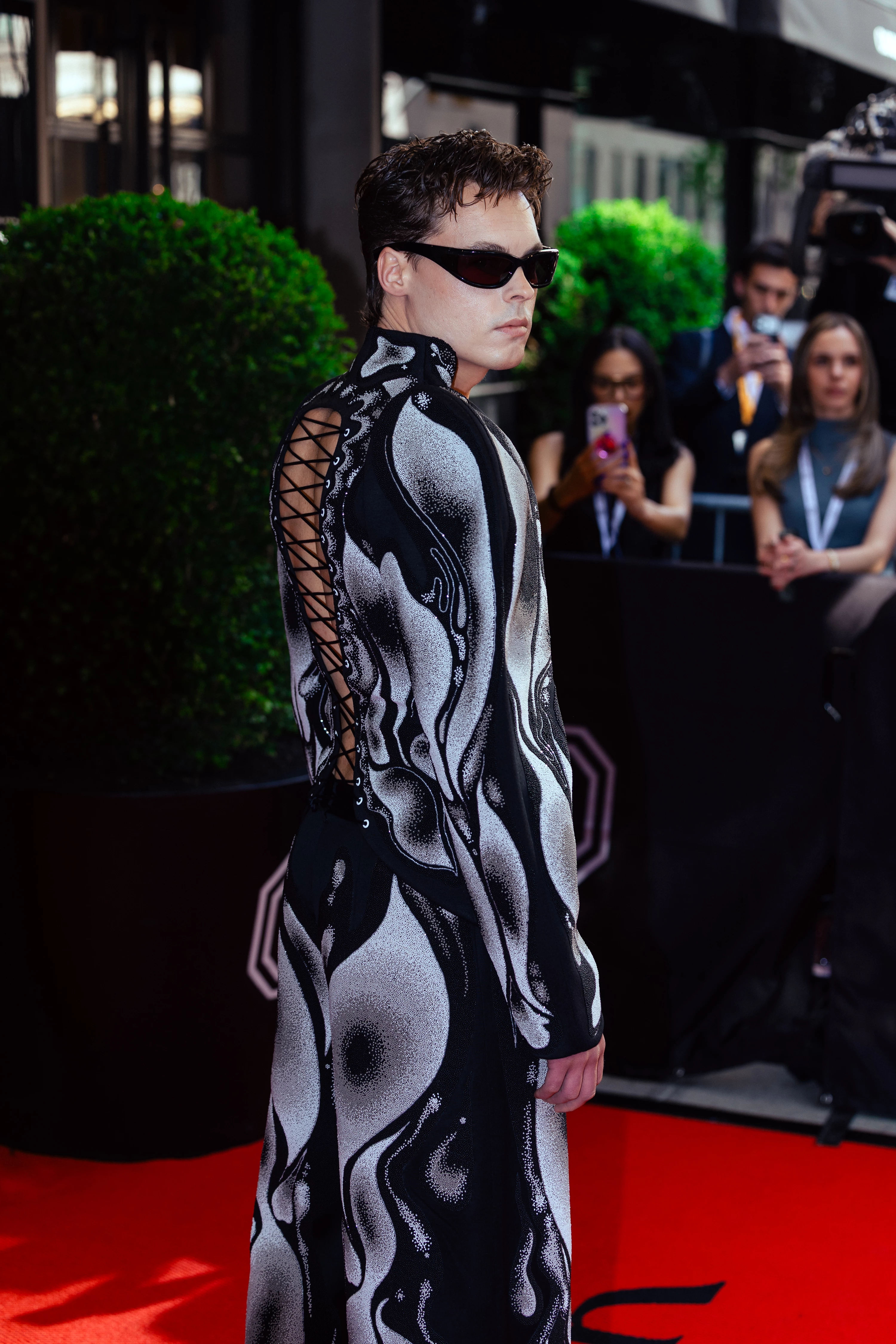 Світлини зірок Met Gala 2026 від українського фотомайстра
5