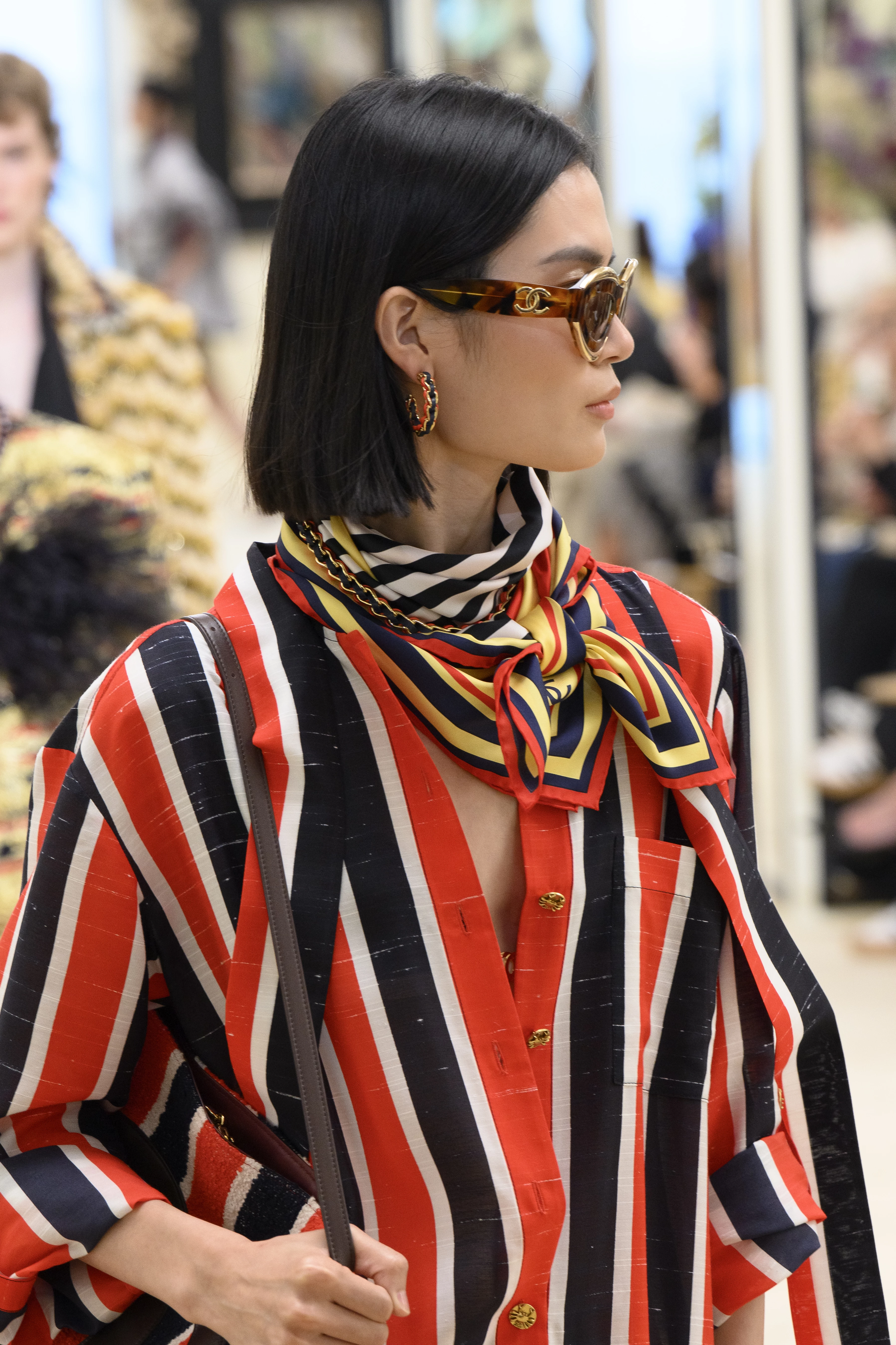 Ефектне відродження: Chanel показали свіжу круїзну лінію в Біарриці
10