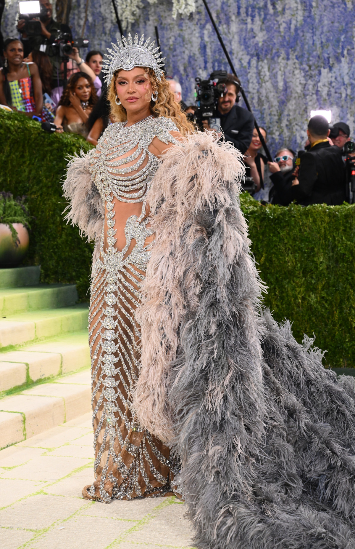 Met Gala 2026: Топ-16 найефектніших жіночих появ на червоному хіднику
1