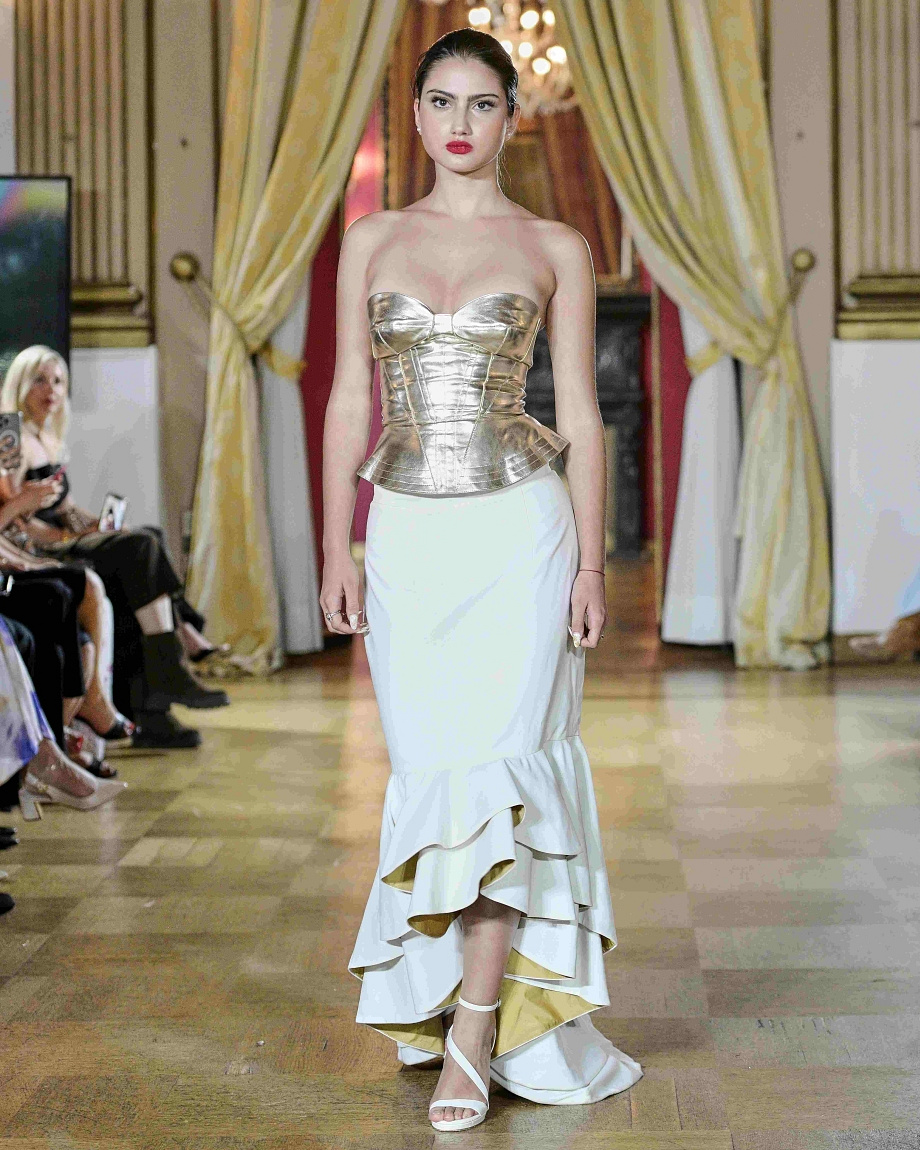 Римські Дні Моди: світові разробники одягу показали свої новітні haute couture добірки22
