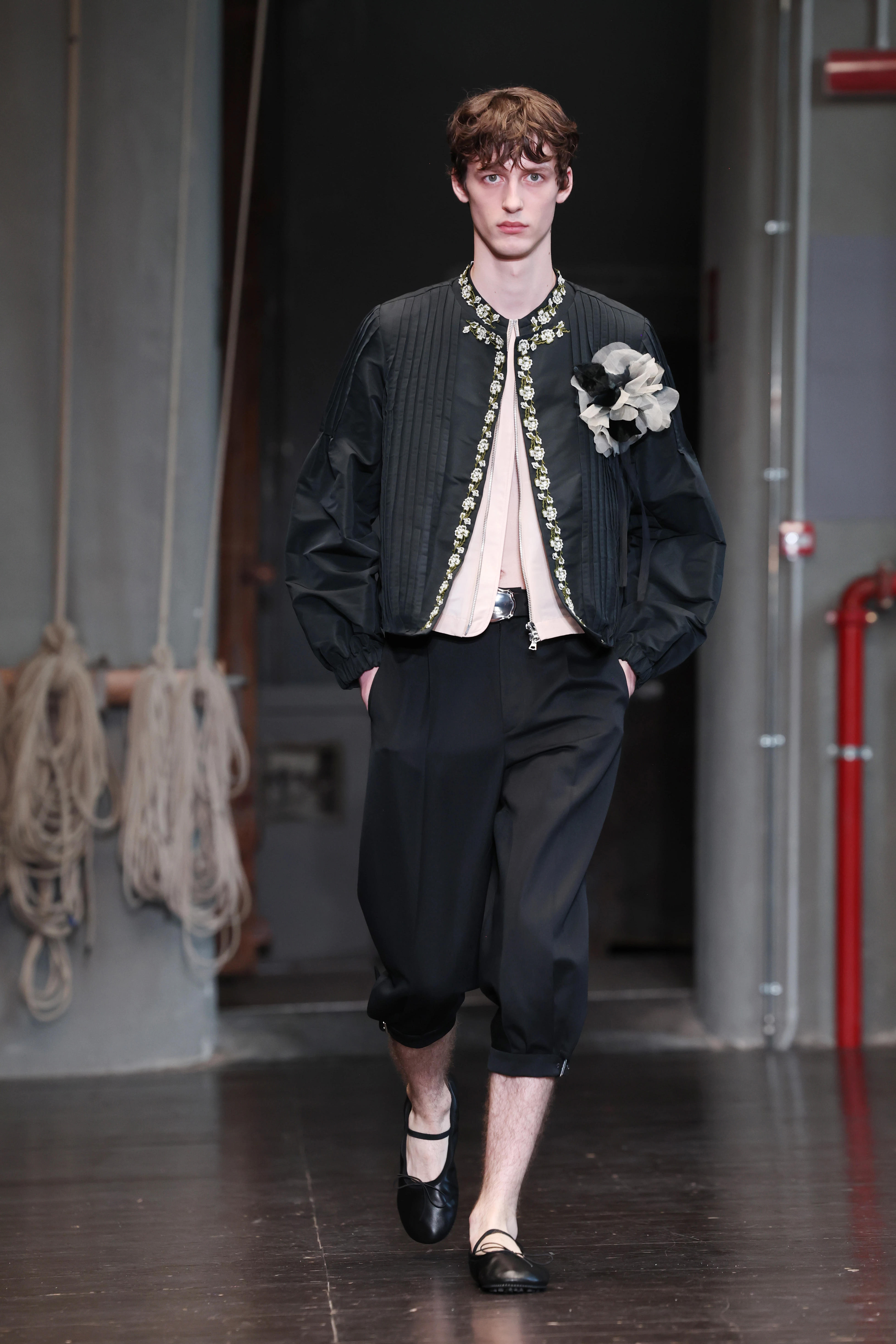 Simone Rocha представив першу колекцію для чоловіків7