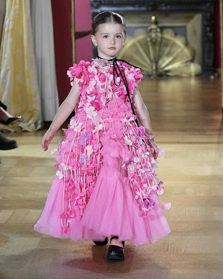 Римські Дні Моди: світові разробники одягу показали свої новітні haute couture добірки65