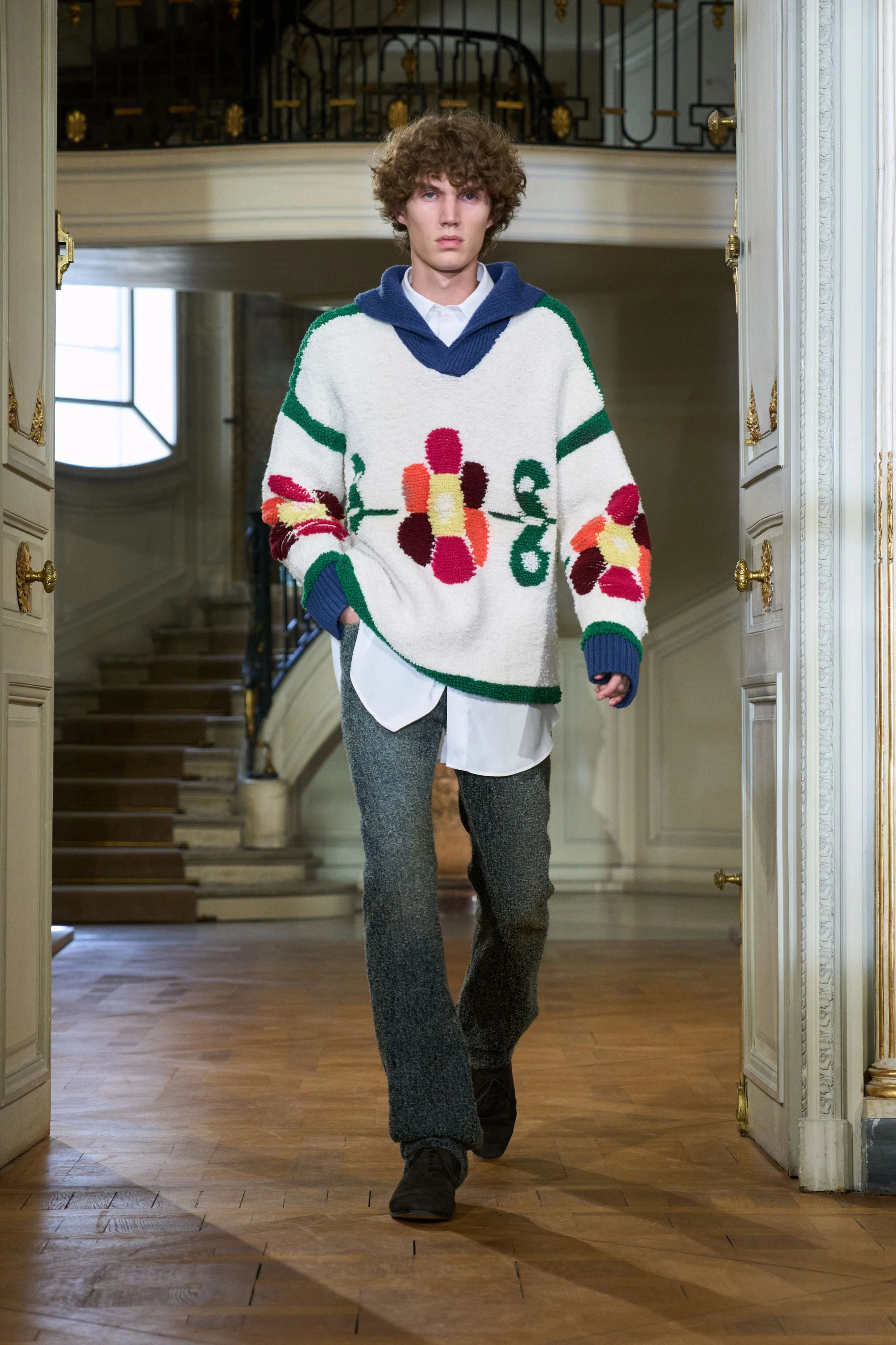 Dior Sleepover: Jonathan Anderson Unveils the Year's Most Talked-About Men's Collection7